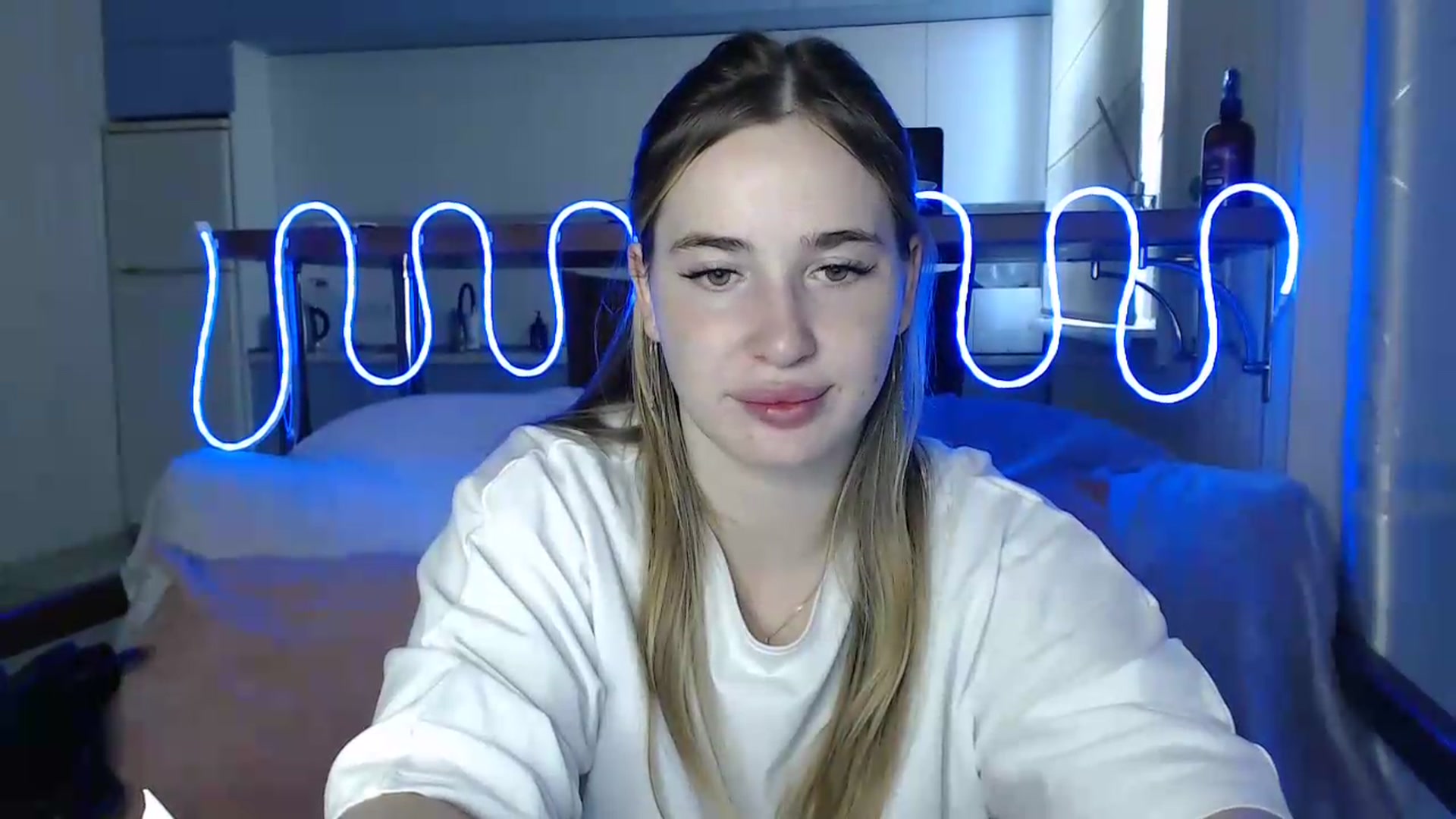 Gallery image thumbnail from Alaya_Wink's myfreecams stream on, 09/12/2026, 11:42 image 7 of 20