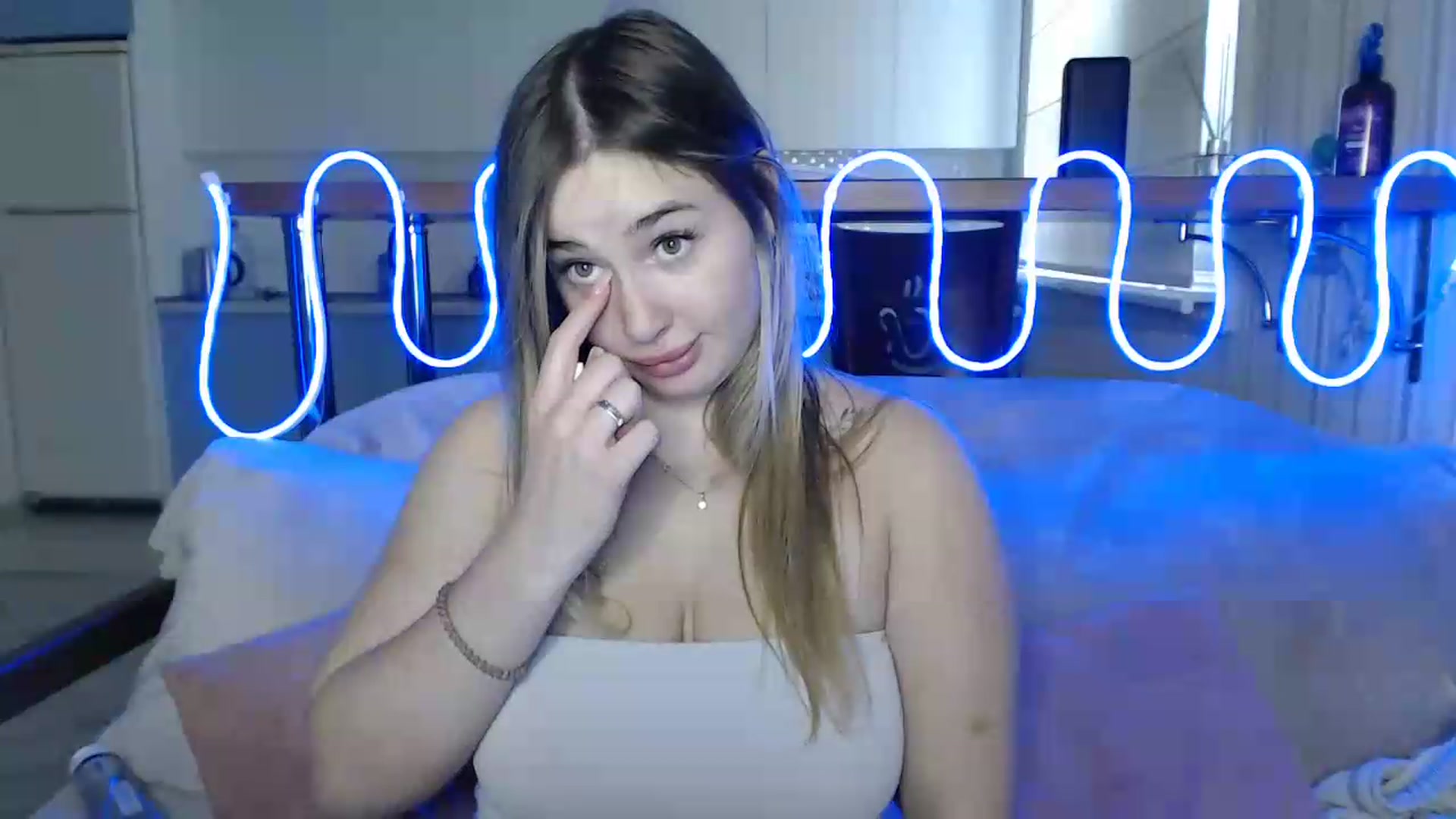 Gallery image thumbnail from Alaya_Wink's myfreecams stream on, 09/14/2026, 11:01 image 7 of 20