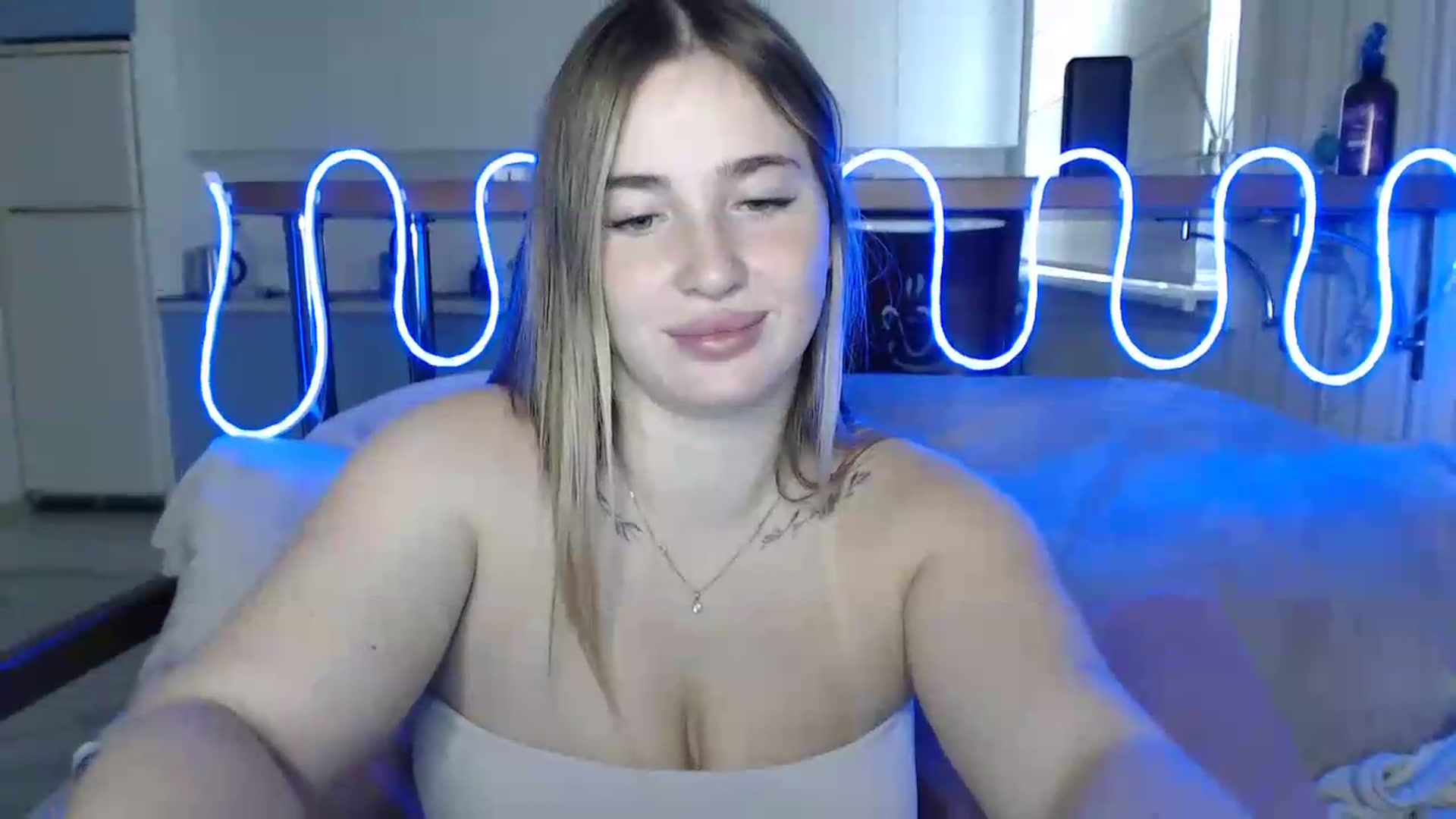 Gallery image thumbnail from Alaya_Wink's myfreecams stream on, 09/14/2026, 11:01 image 9 of 20