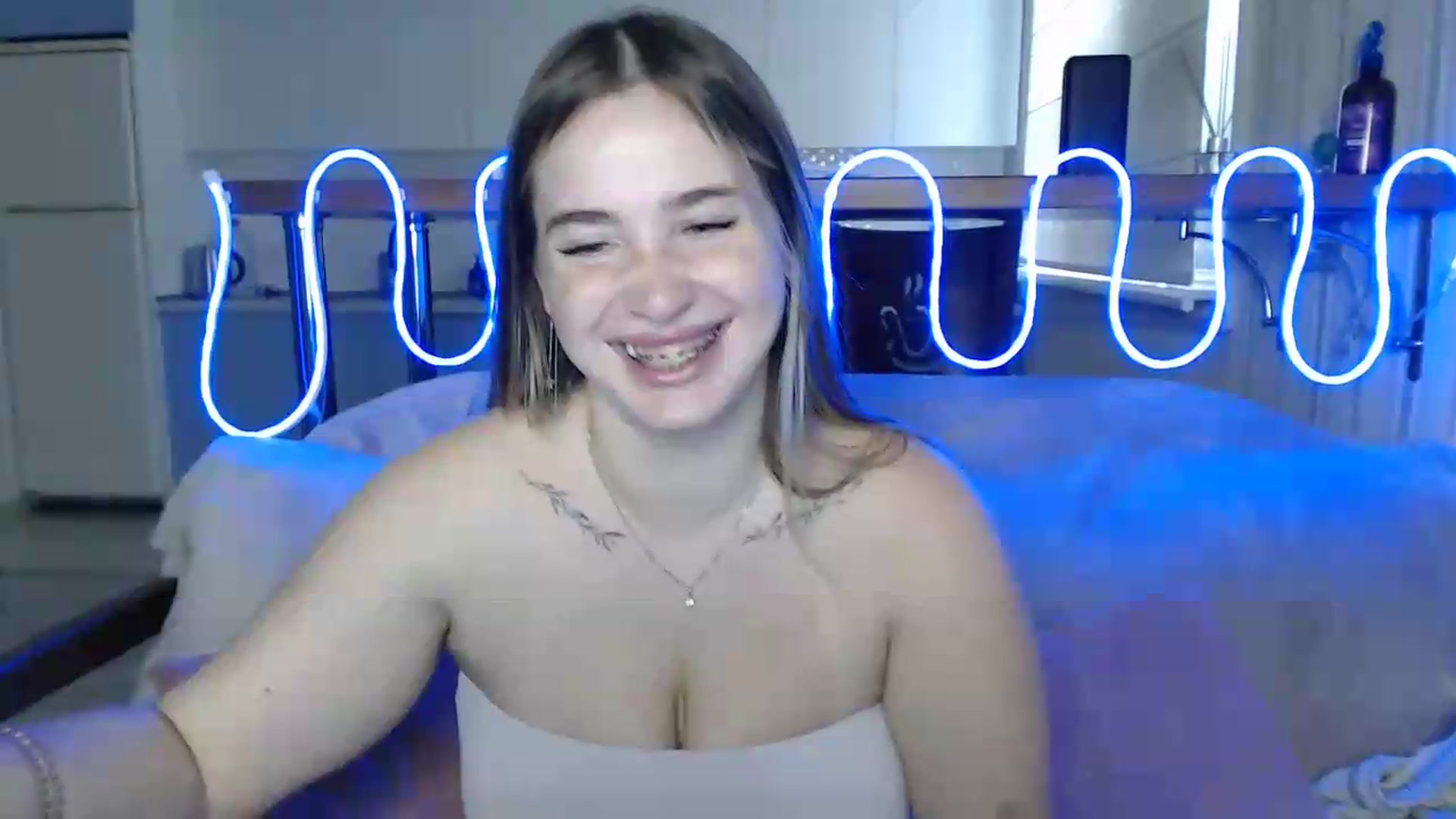 Gallery image thumbnail from Alaya_Wink's myfreecams stream on, 09/14/2026, 11:01 image 11 of 20