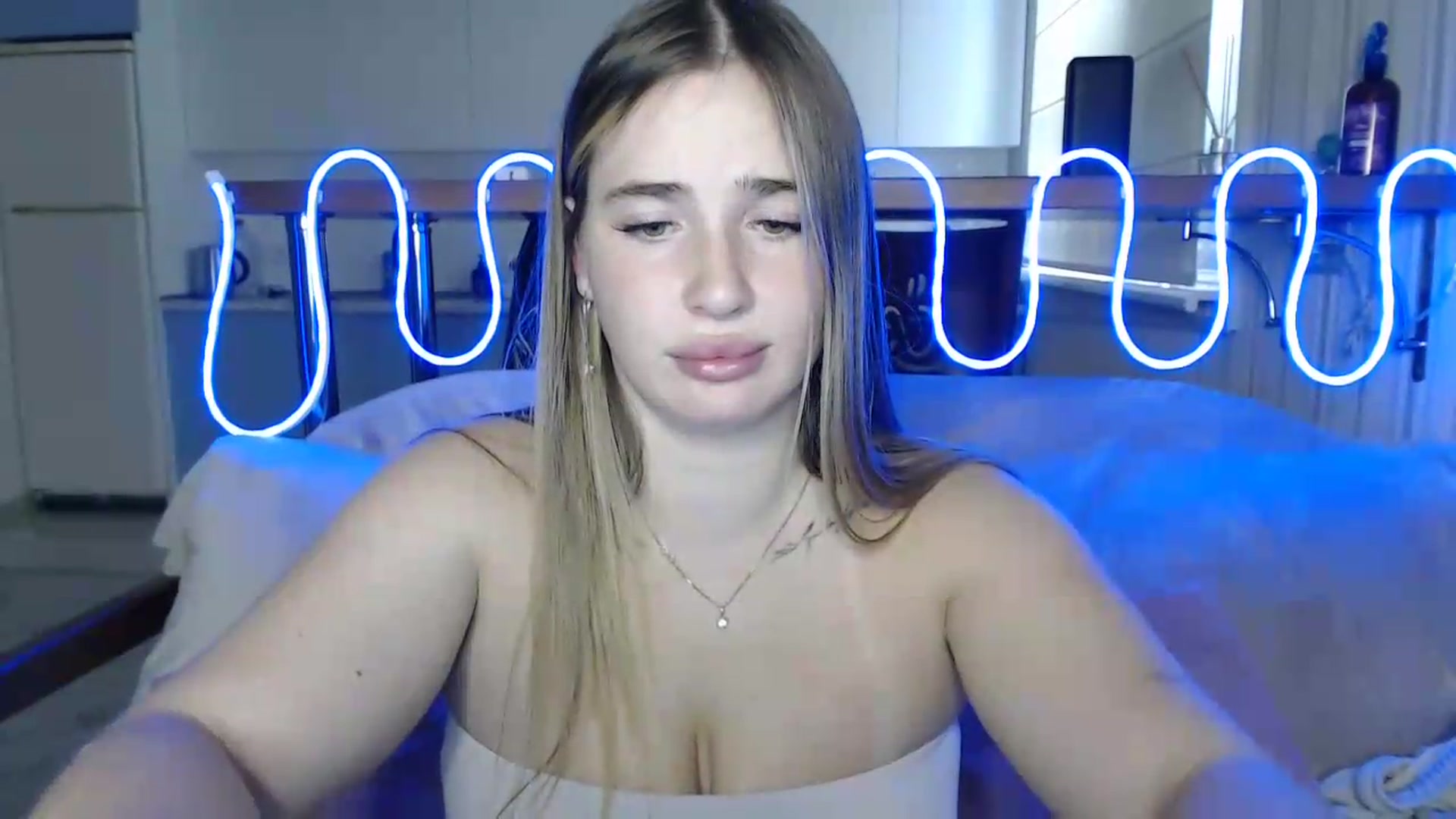 Gallery image thumbnail from Alaya_Wink's myfreecams stream on, 09/14/2026, 11:01 image 16 of 20