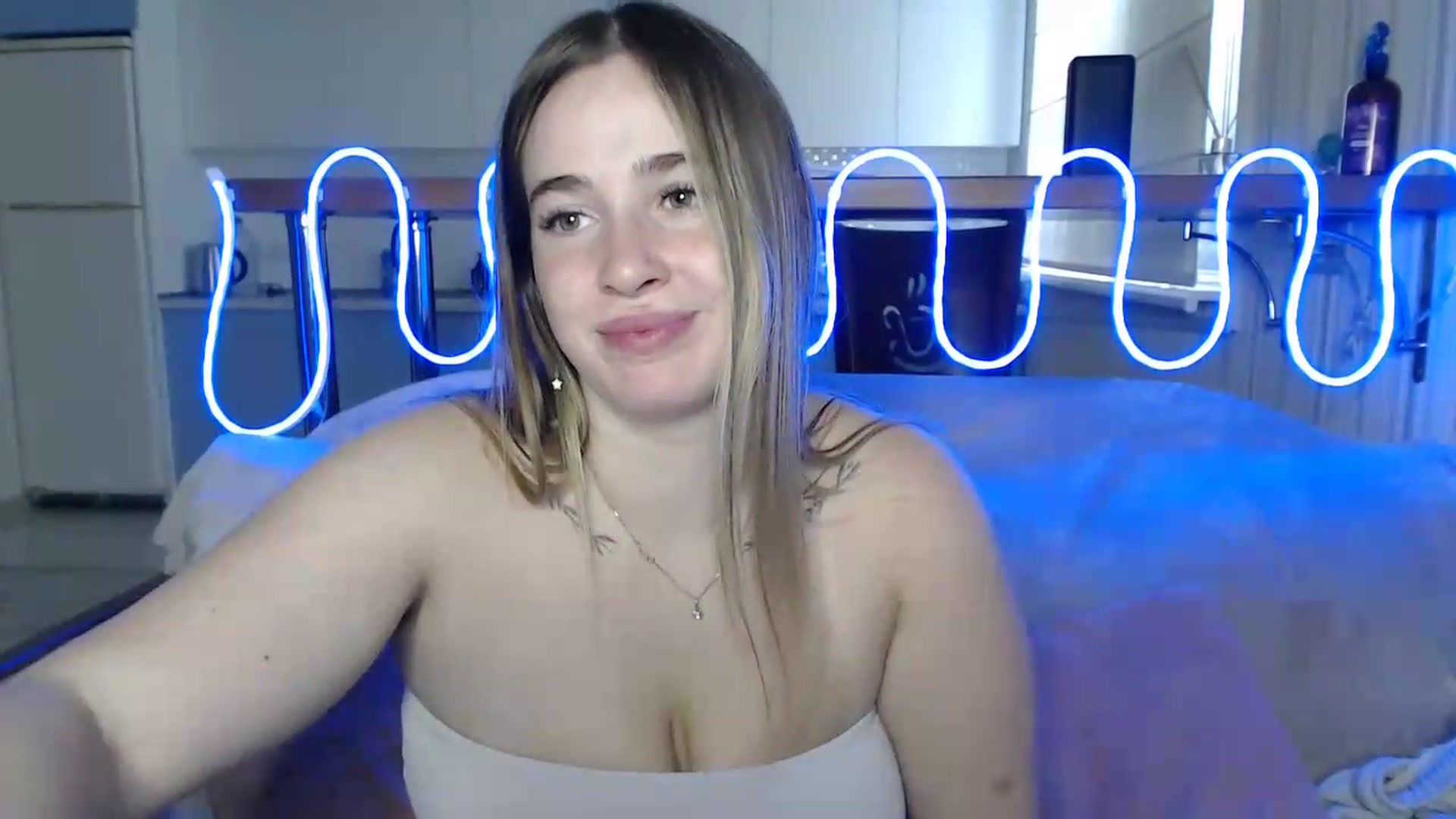 Gallery image thumbnail from Alaya_Wink's myfreecams stream on, 09/14/2026, 11:01 image 8 of 20
