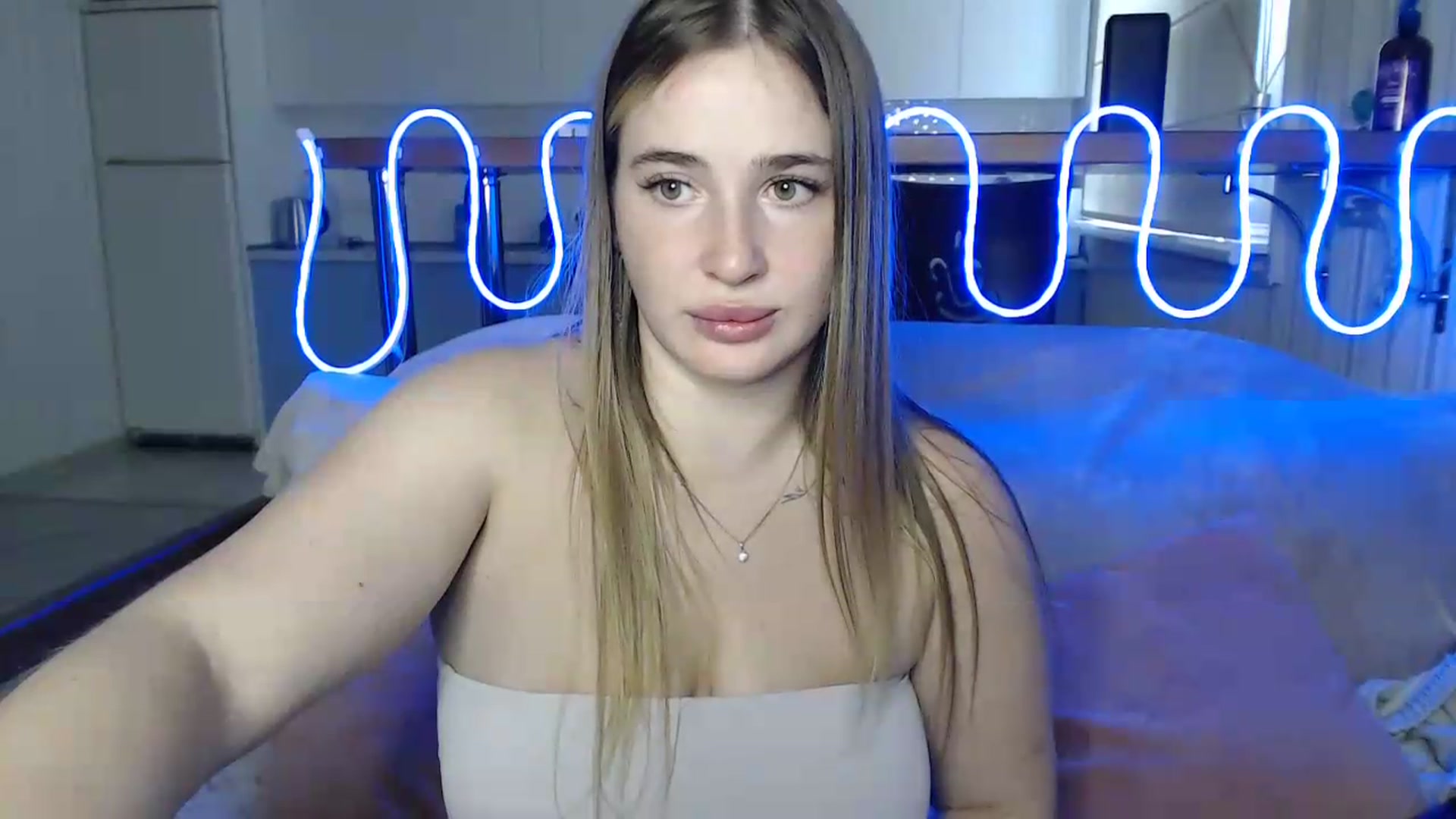 Gallery image thumbnail from Alaya_Wink's myfreecams stream on, 09/14/2026, 11:44 image 4 of 20