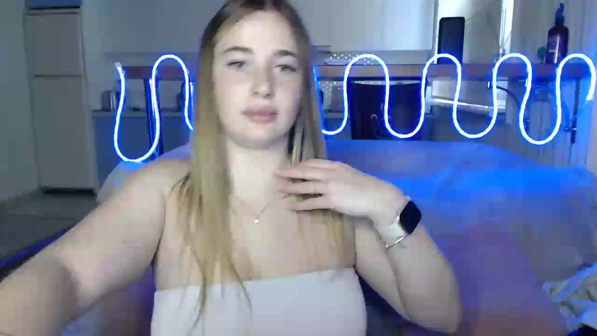 Gallery image thumbnail from Alaya_Wink's myfreecams stream on, 09/14/2026, 11:44 image 18 of 20