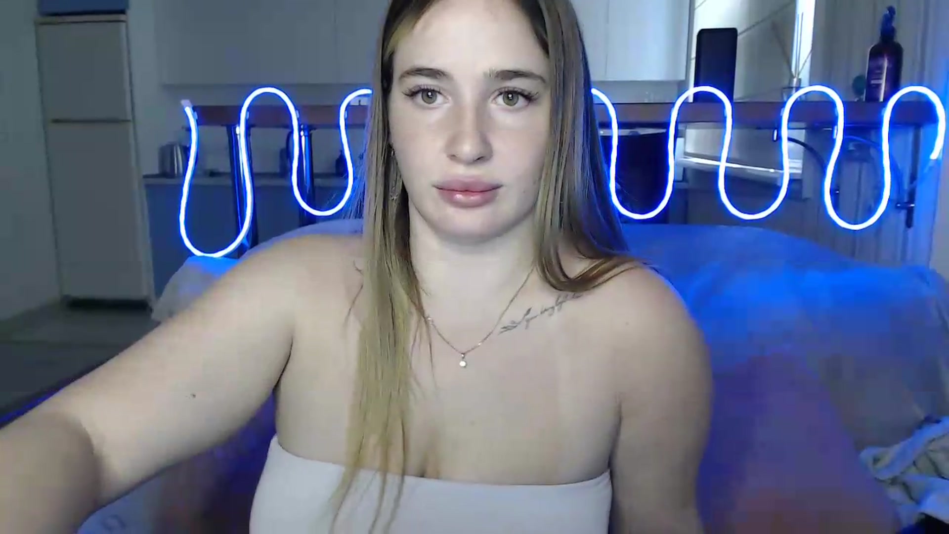 Gallery image thumbnail from Alaya_Wink's myfreecams stream on, 09/14/2026, 11:44 image 16 of 20