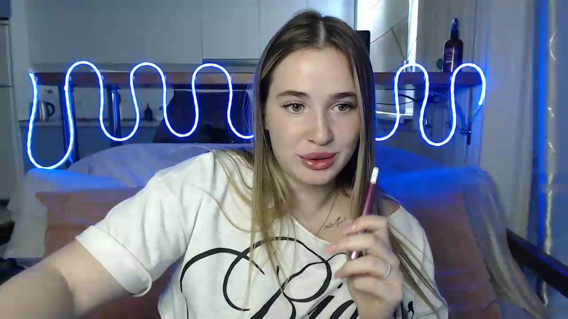 Gallery image thumbnail from Alaya_Wink's myfreecams stream on, 09/15/2026, 11:34 image 18 of 20