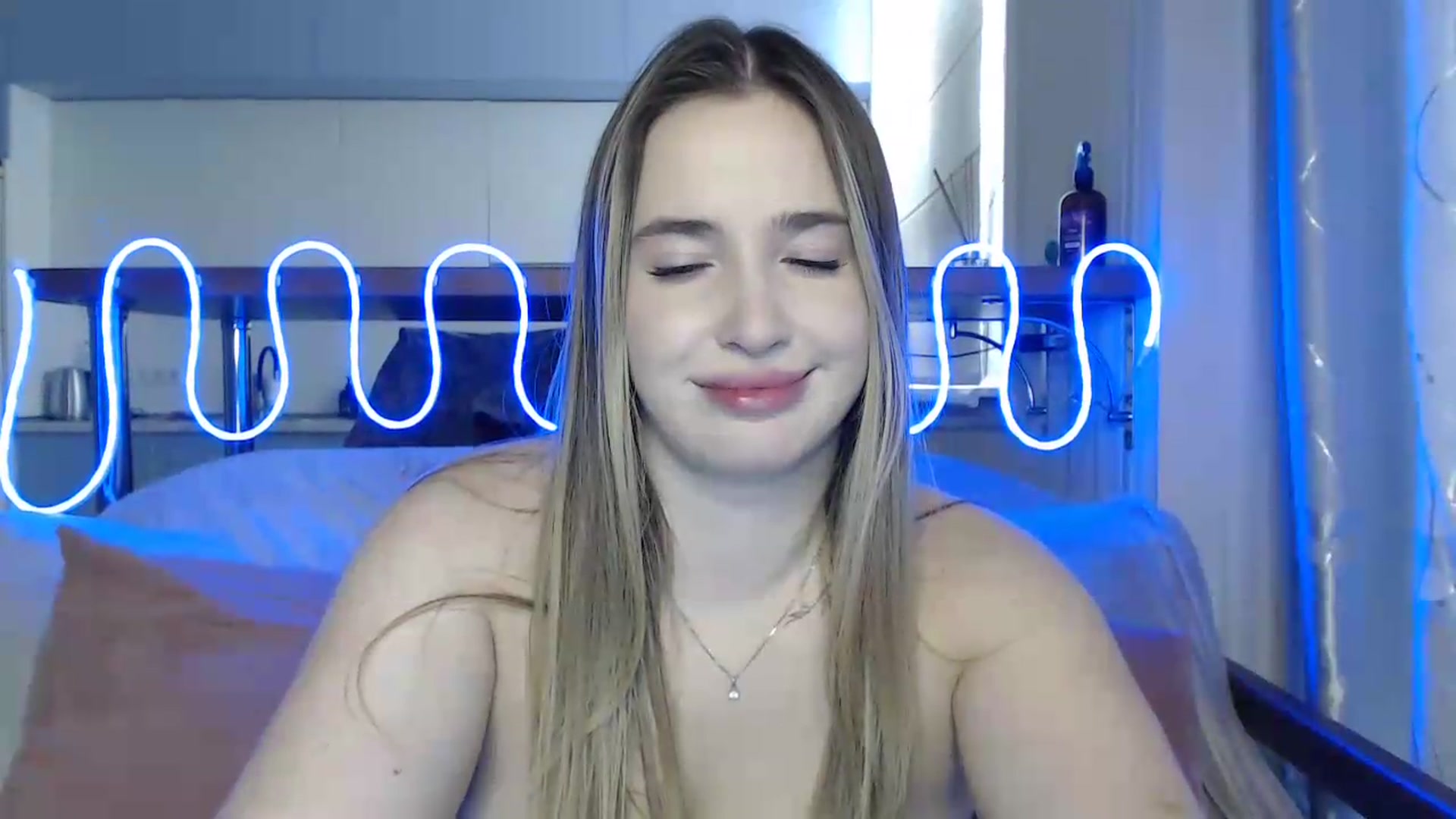 Gallery image thumbnail from Alaya_Wink's myfreecams stream on, 09/15/2026, 13:42 image 20 of 20