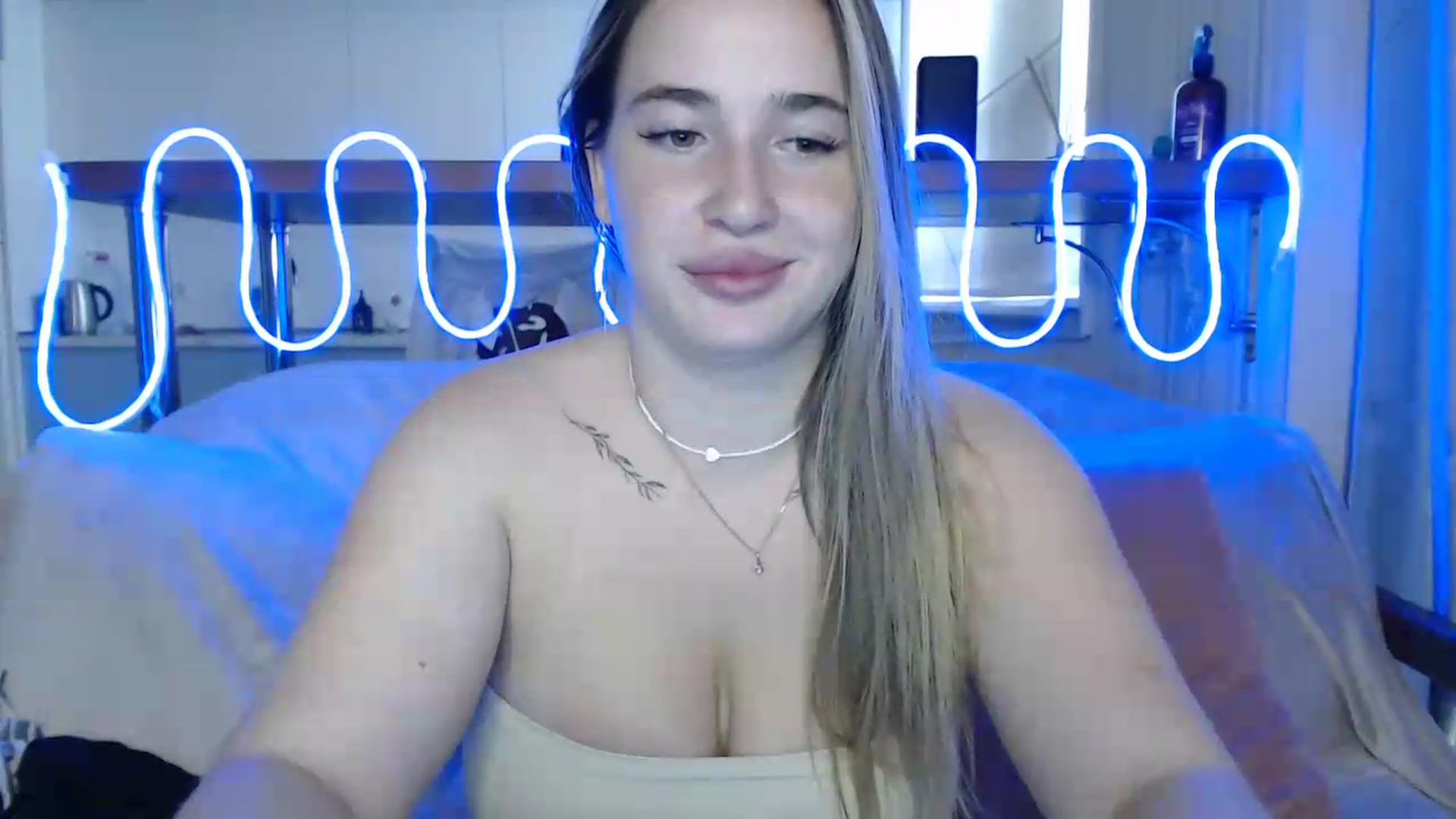 Gallery image thumbnail from Alaya_Wink's myfreecams stream on, 09/17/2026, 11:02 image 20 of 20