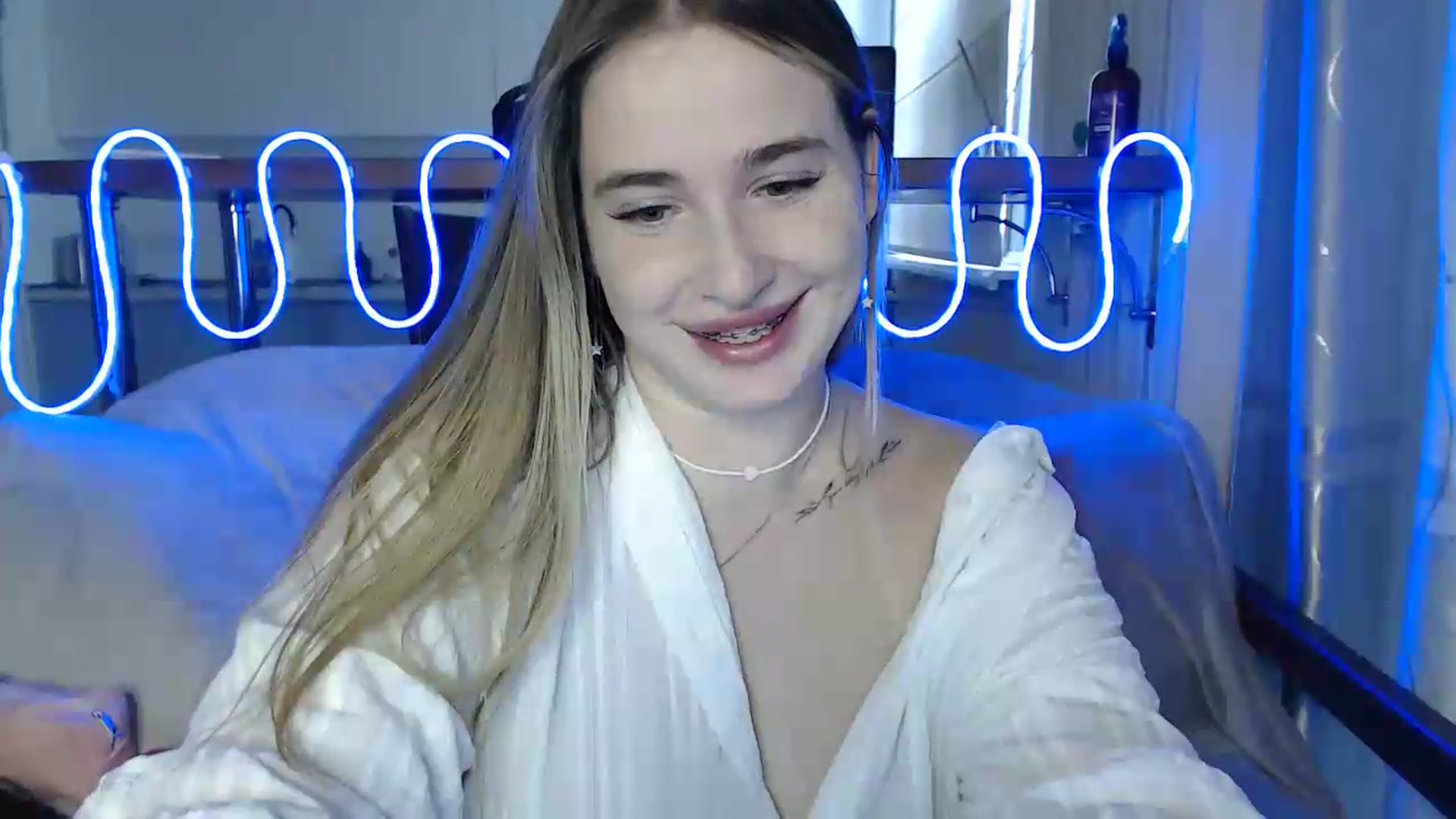 Gallery image thumbnail from Alaya_Wink's myfreecams stream on, 09/17/2026, 12:13 image 20 of 20