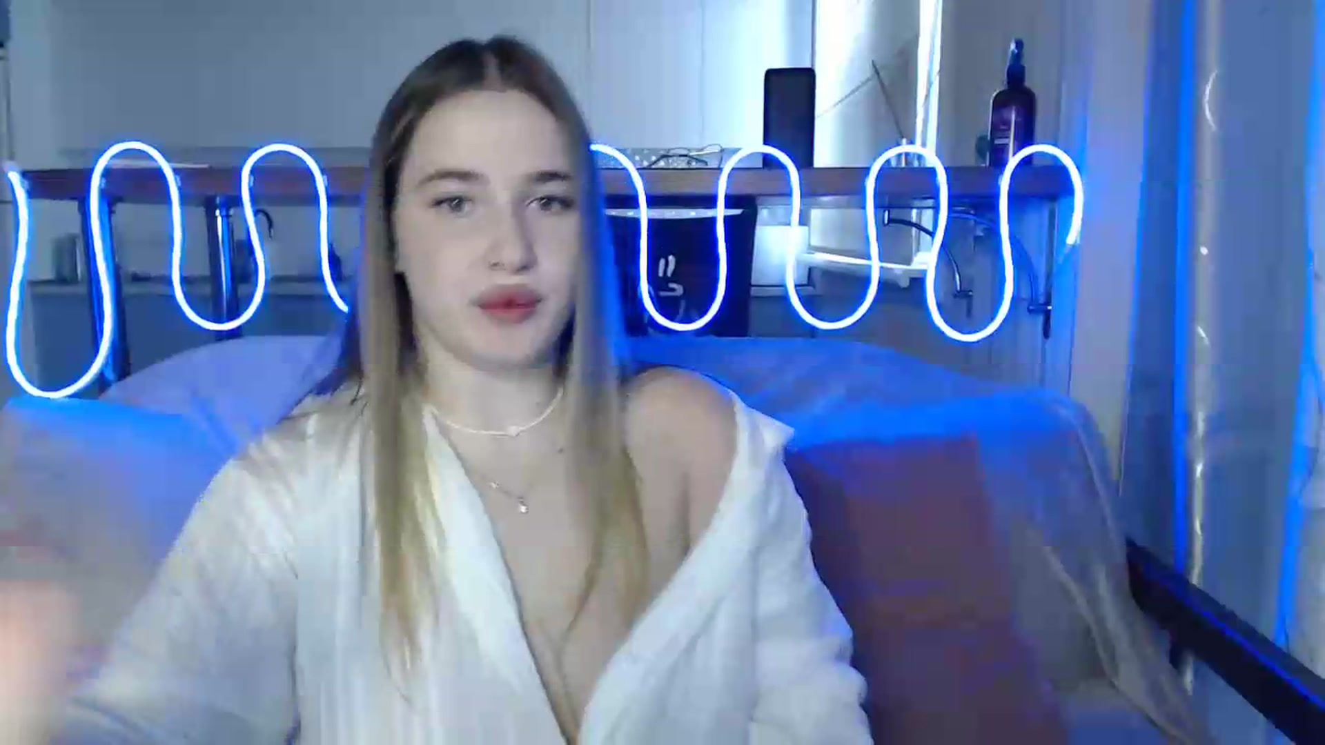 Gallery image thumbnail from Alaya_Wink's myfreecams stream on, 09/17/2026, 12:13 image 4 of 20
