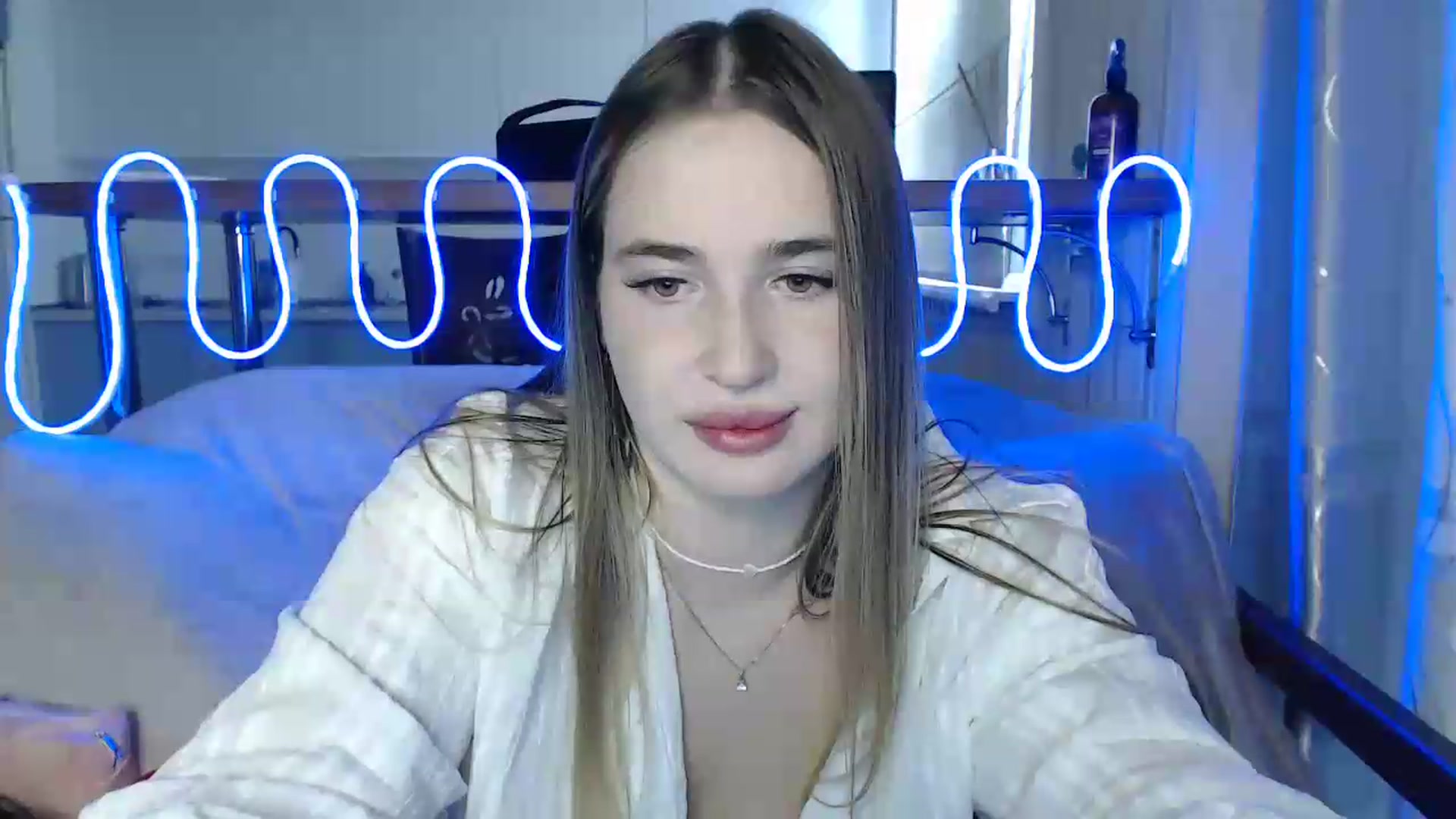 Gallery image thumbnail from Alaya_Wink's myfreecams stream on, 09/17/2026, 12:13 image 11 of 20