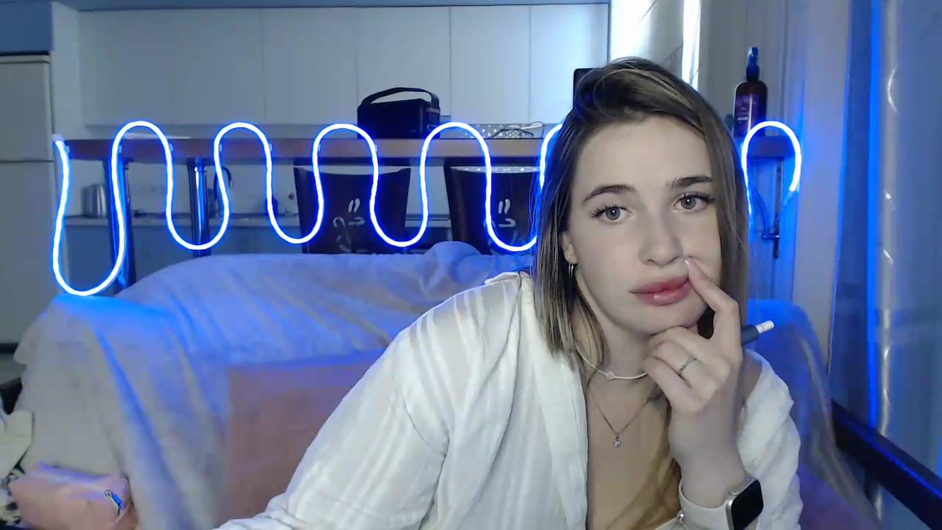 Gallery image thumbnail from Alaya_Wink's myfreecams stream on, 09/17/2026, 14:35 image 10 of 20