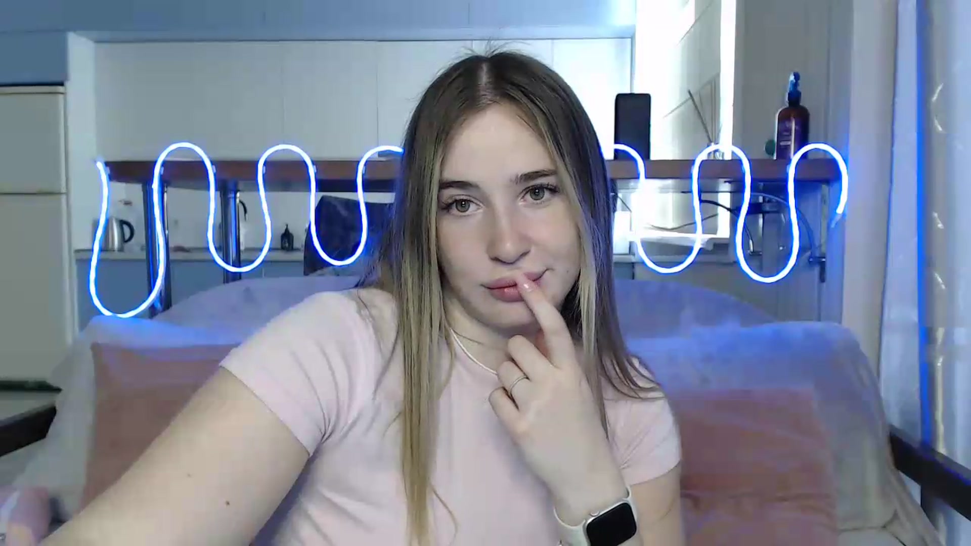 Gallery image thumbnail from Alaya_Wink's myfreecams stream on, 09/18/2026, 09:06 image 16 of 20