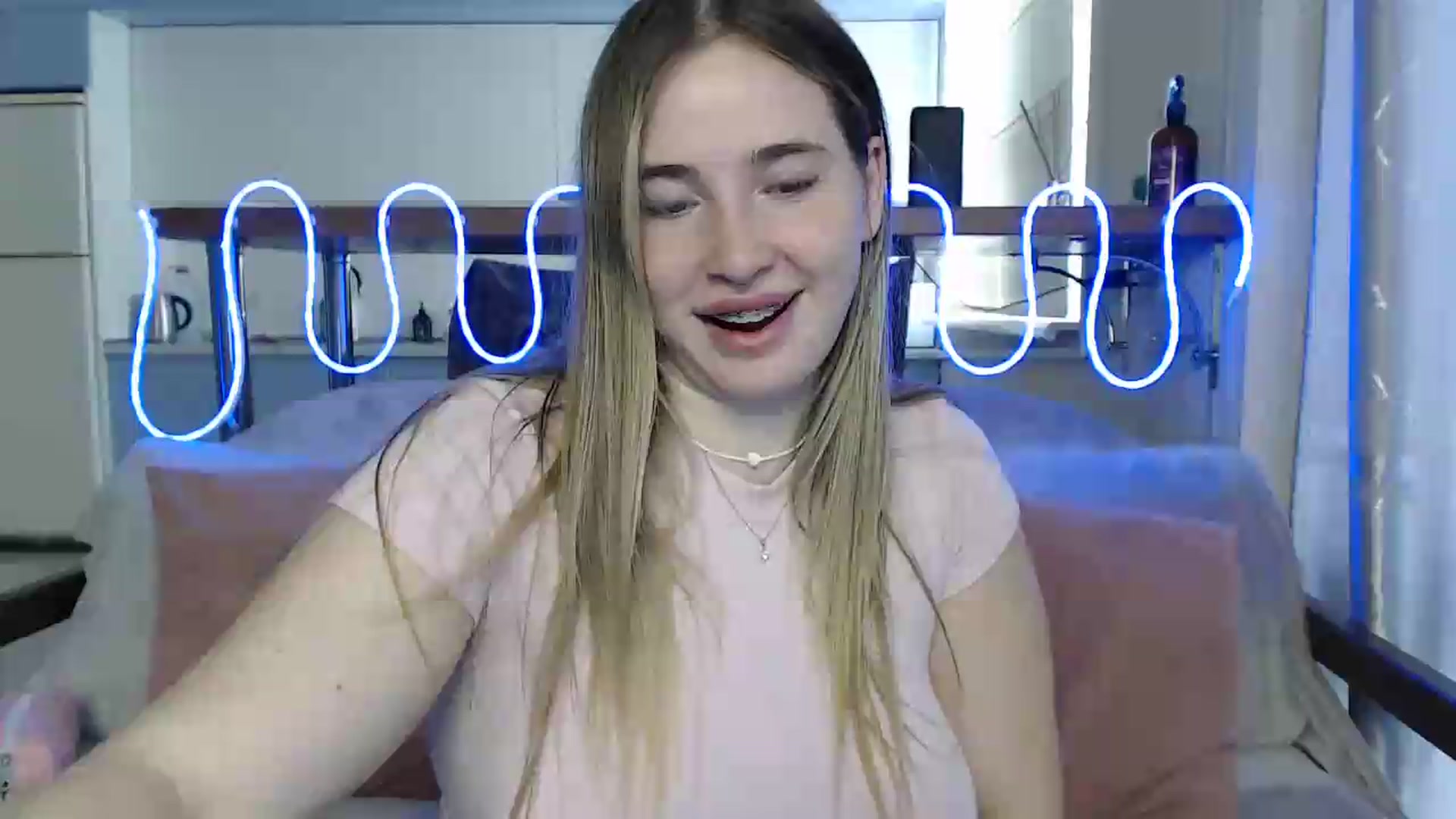Gallery image thumbnail from Alaya_Wink's myfreecams stream on, 09/18/2026, 09:06 image 1 of 20