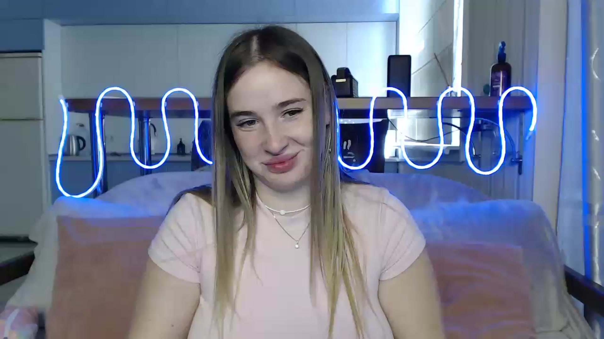 Gallery image thumbnail from Alaya_Wink's myfreecams stream on, 09/18/2026, 10:13 image 13 of 20