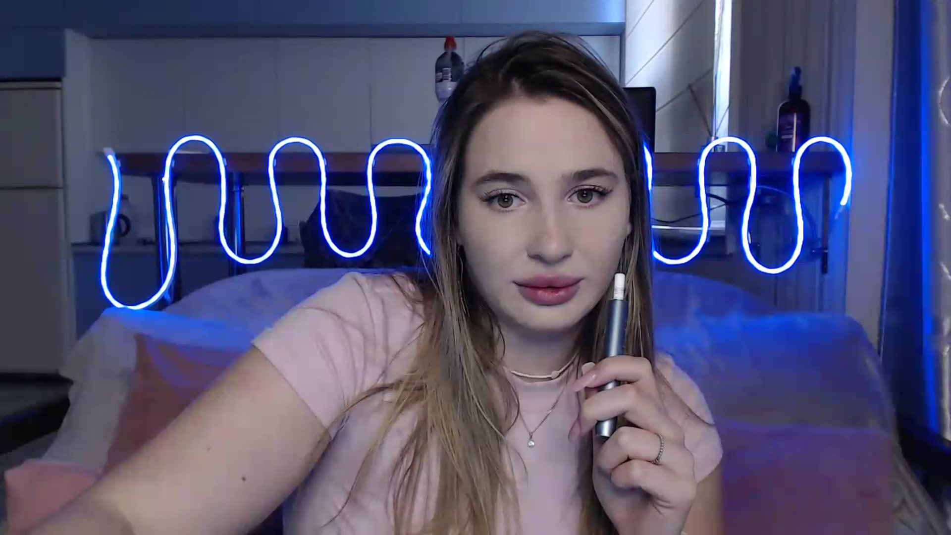 Gallery image thumbnail from Alaya_Wink's myfreecams stream on, 09/18/2026, 13:36 image 14 of 20