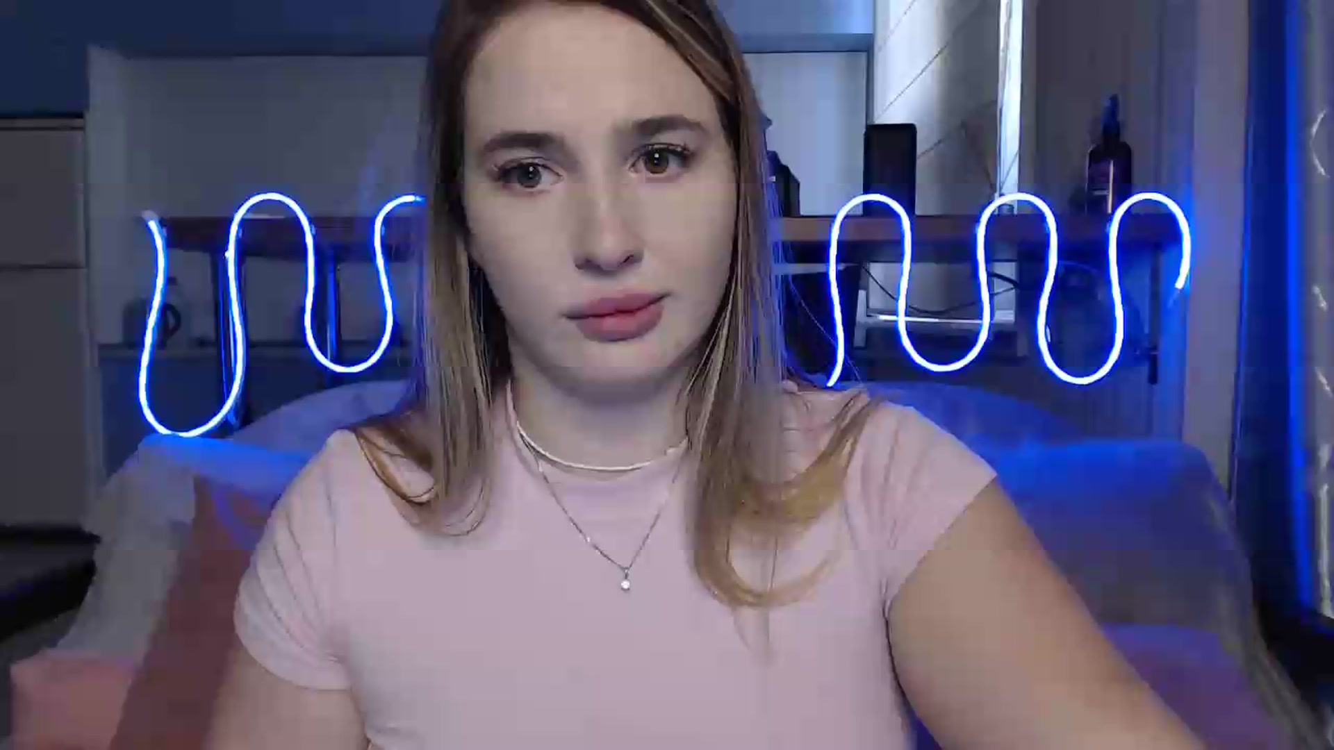Gallery image thumbnail from Alaya_Wink's myfreecams stream on, 09/18/2026, 14:19 image 18 of 20