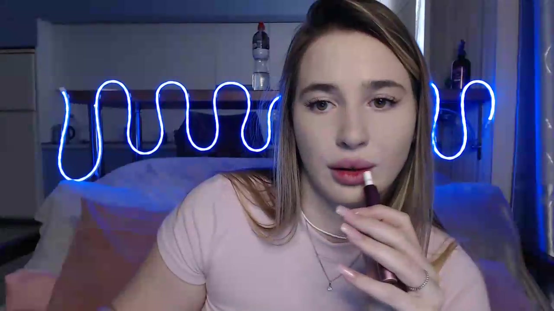 Gallery image thumbnail from Alaya_Wink's myfreecams stream on, 09/18/2026, 14:19 image 16 of 20