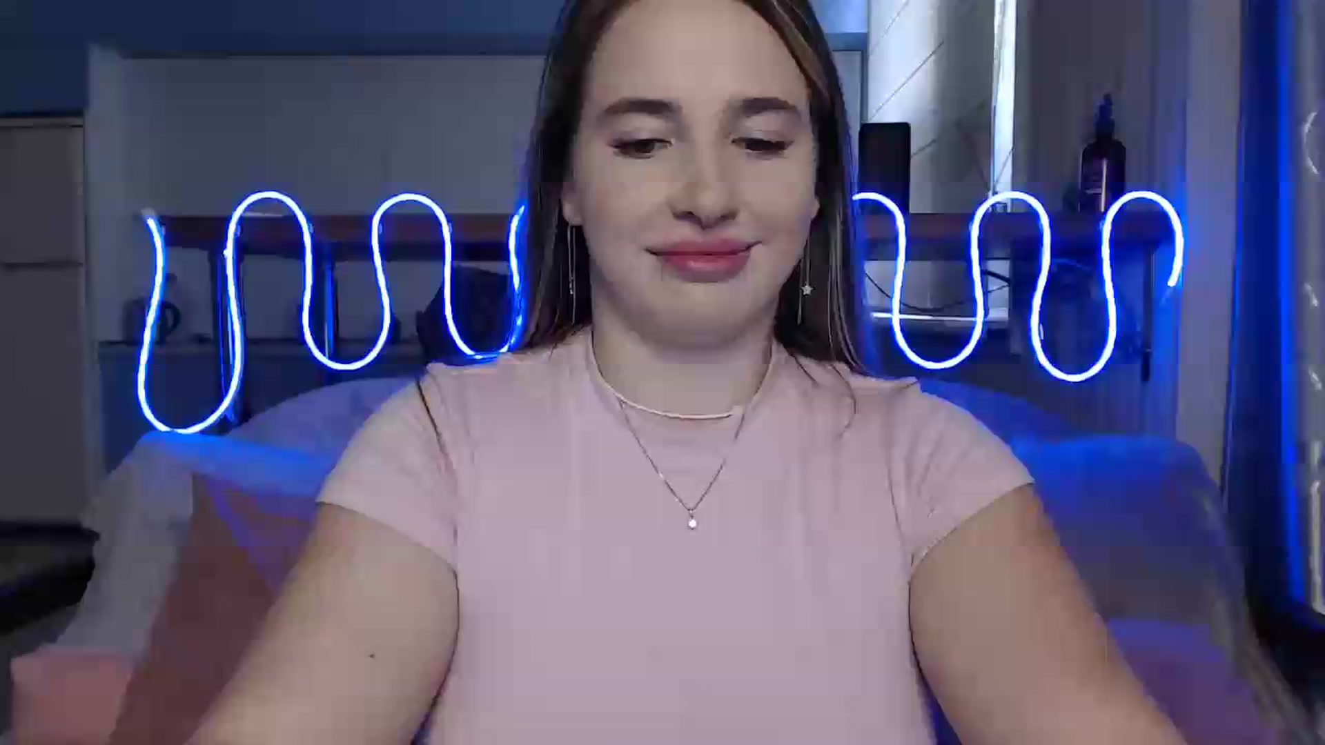 Gallery image thumbnail from Alaya_Wink's myfreecams stream on, 09/18/2026, 14:19 image 12 of 20