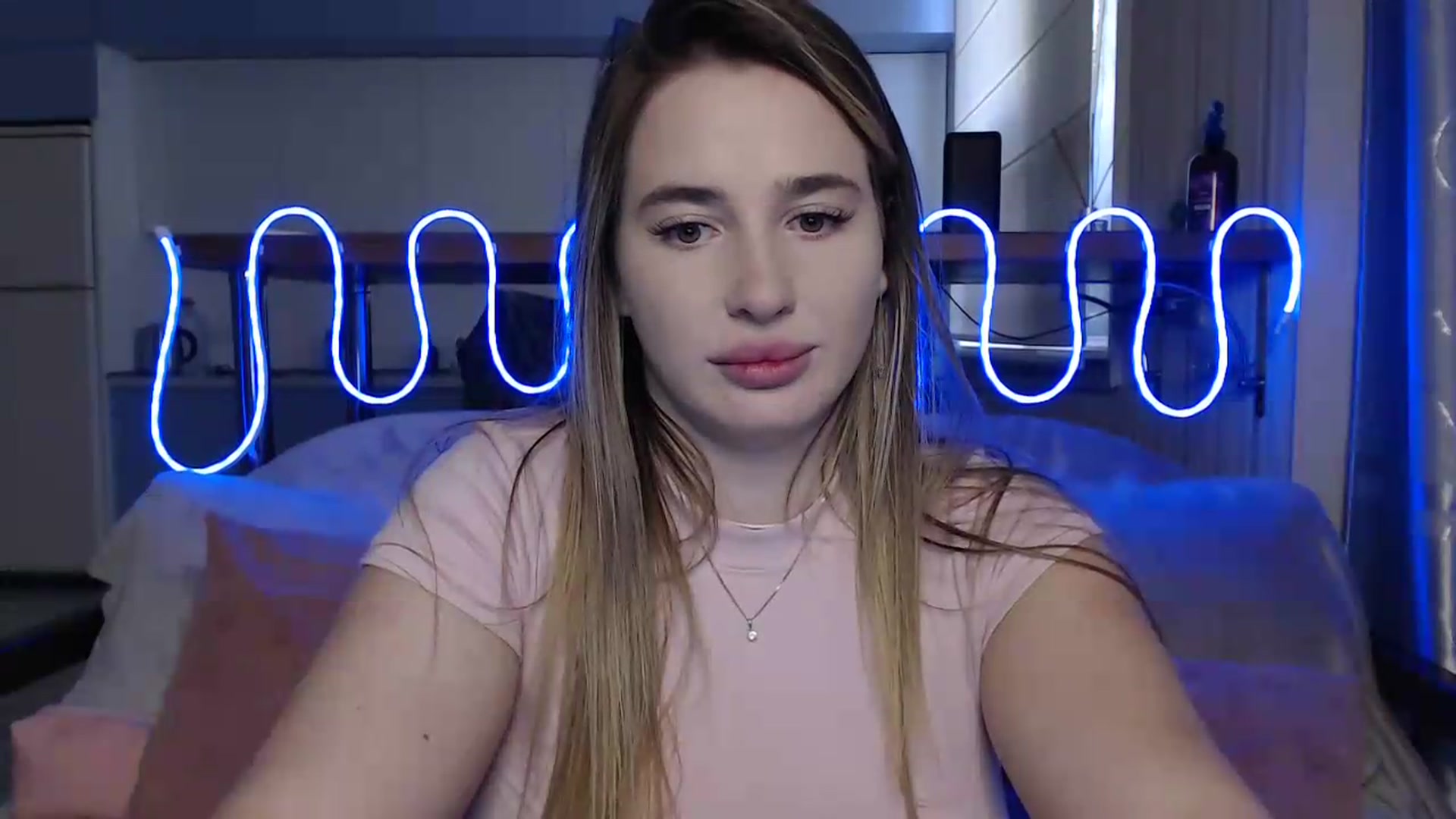Gallery image thumbnail from Alaya_Wink's myfreecams stream on, 09/18/2026, 14:19 image 3 of 20