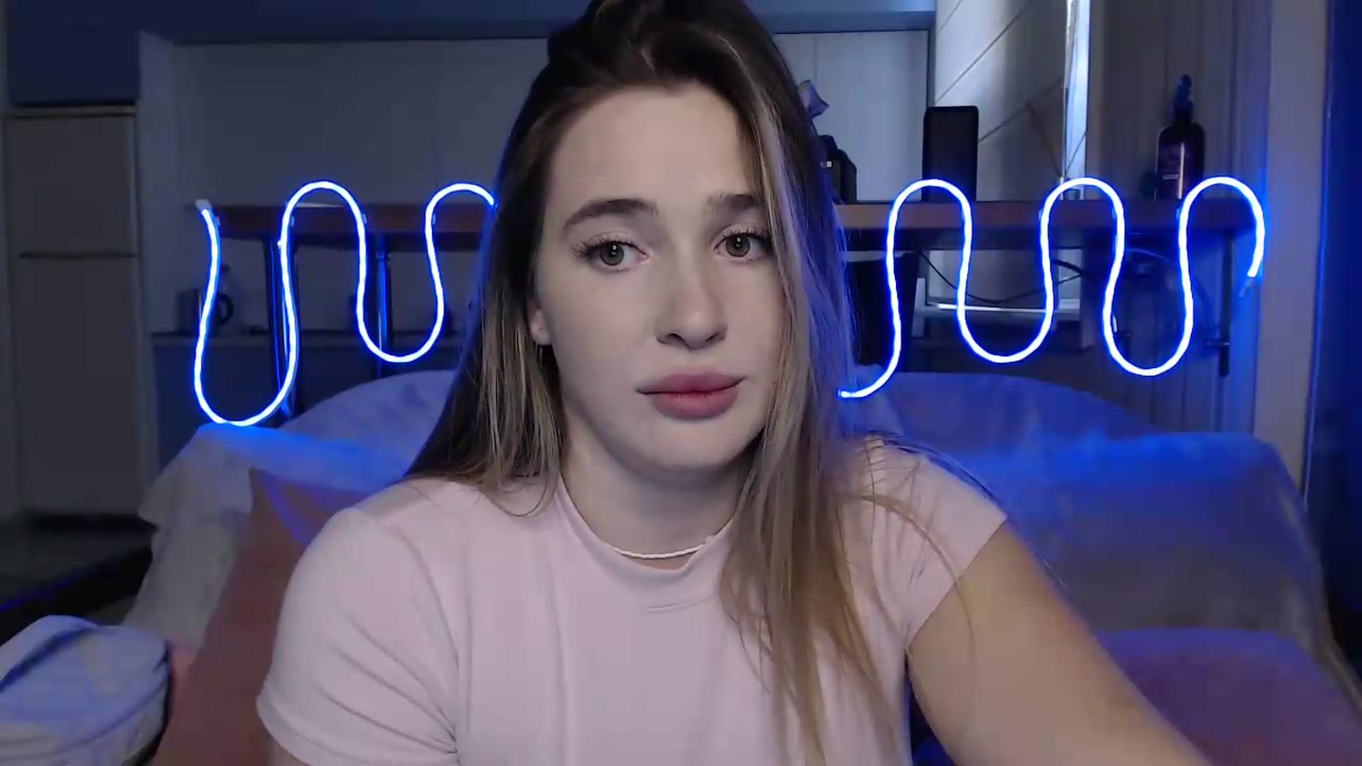 Gallery image thumbnail from Alaya_Wink's myfreecams stream on, 09/18/2026, 15:02 image 12 of 20