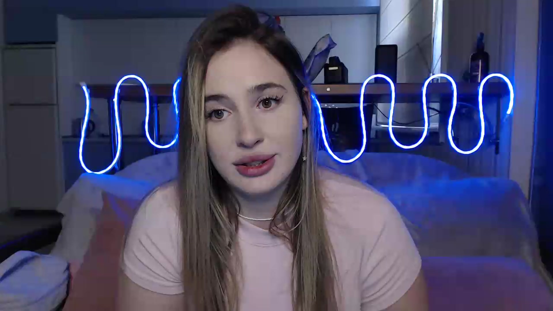 Gallery image thumbnail from Alaya_Wink's myfreecams stream on, 09/18/2026, 15:02 image 7 of 20