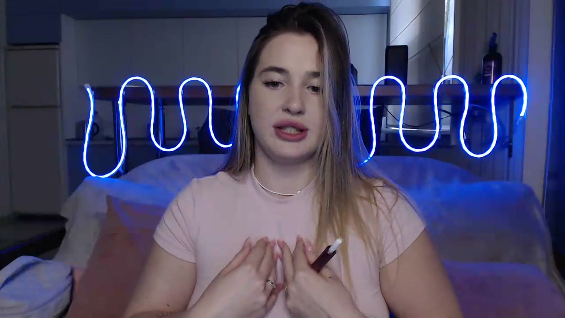 Gallery image thumbnail from Alaya_Wink's myfreecams stream on, 09/18/2026, 15:02 image 14 of 20