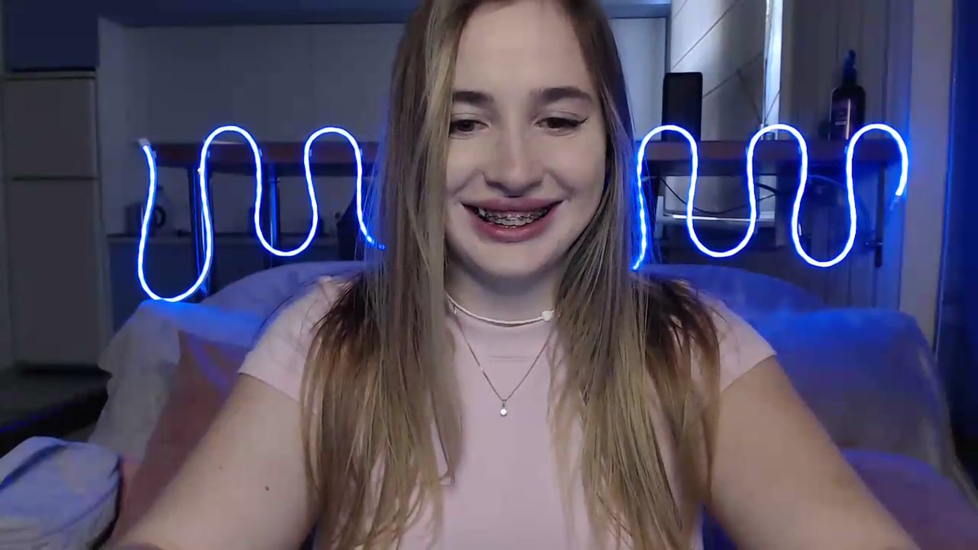 Gallery image thumbnail from Alaya_Wink's myfreecams stream on, 09/18/2026, 15:02 image 3 of 20
