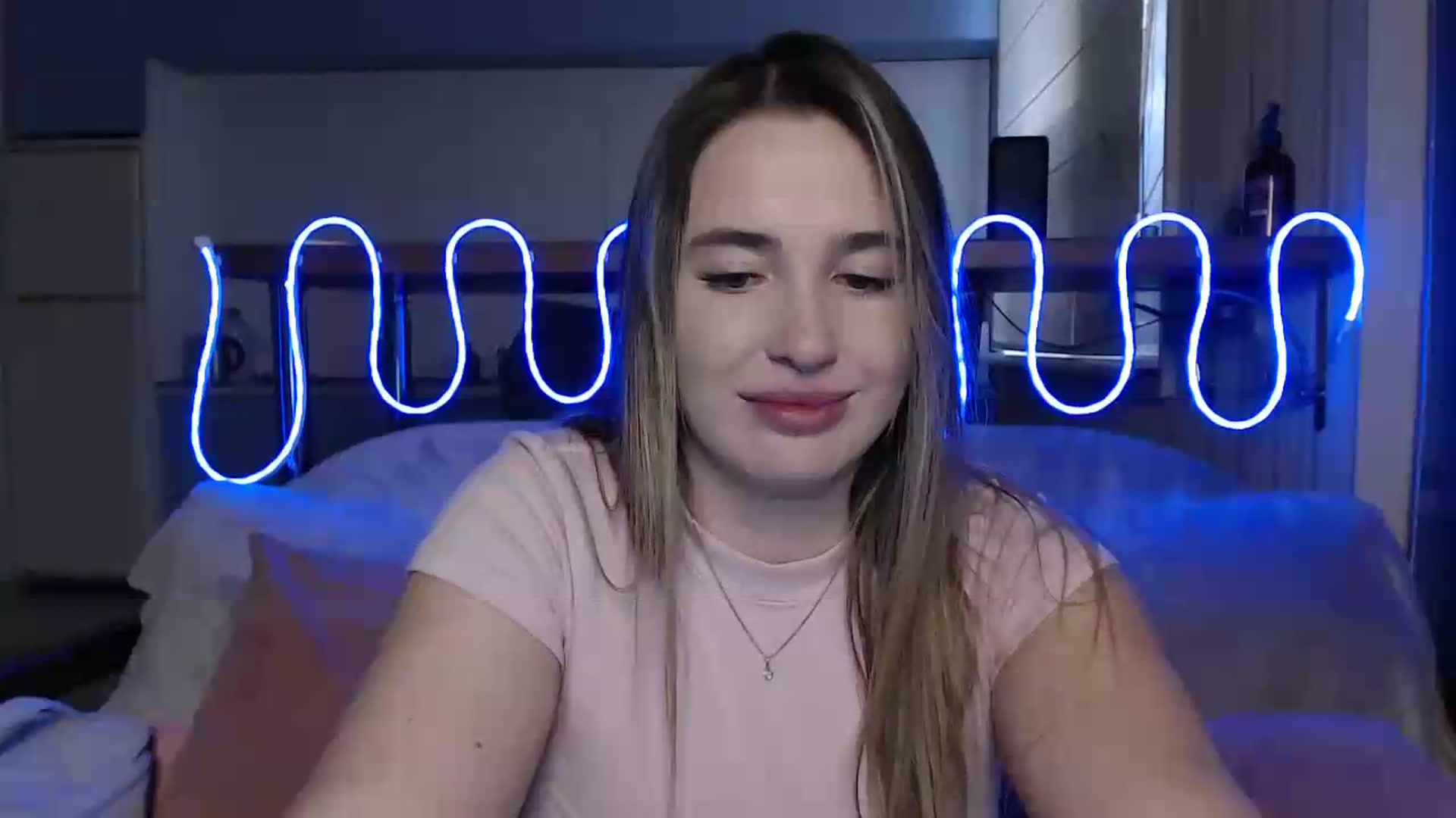 Gallery image thumbnail from Alaya_Wink's myfreecams stream on, 09/18/2026, 15:31 image 7 of 20