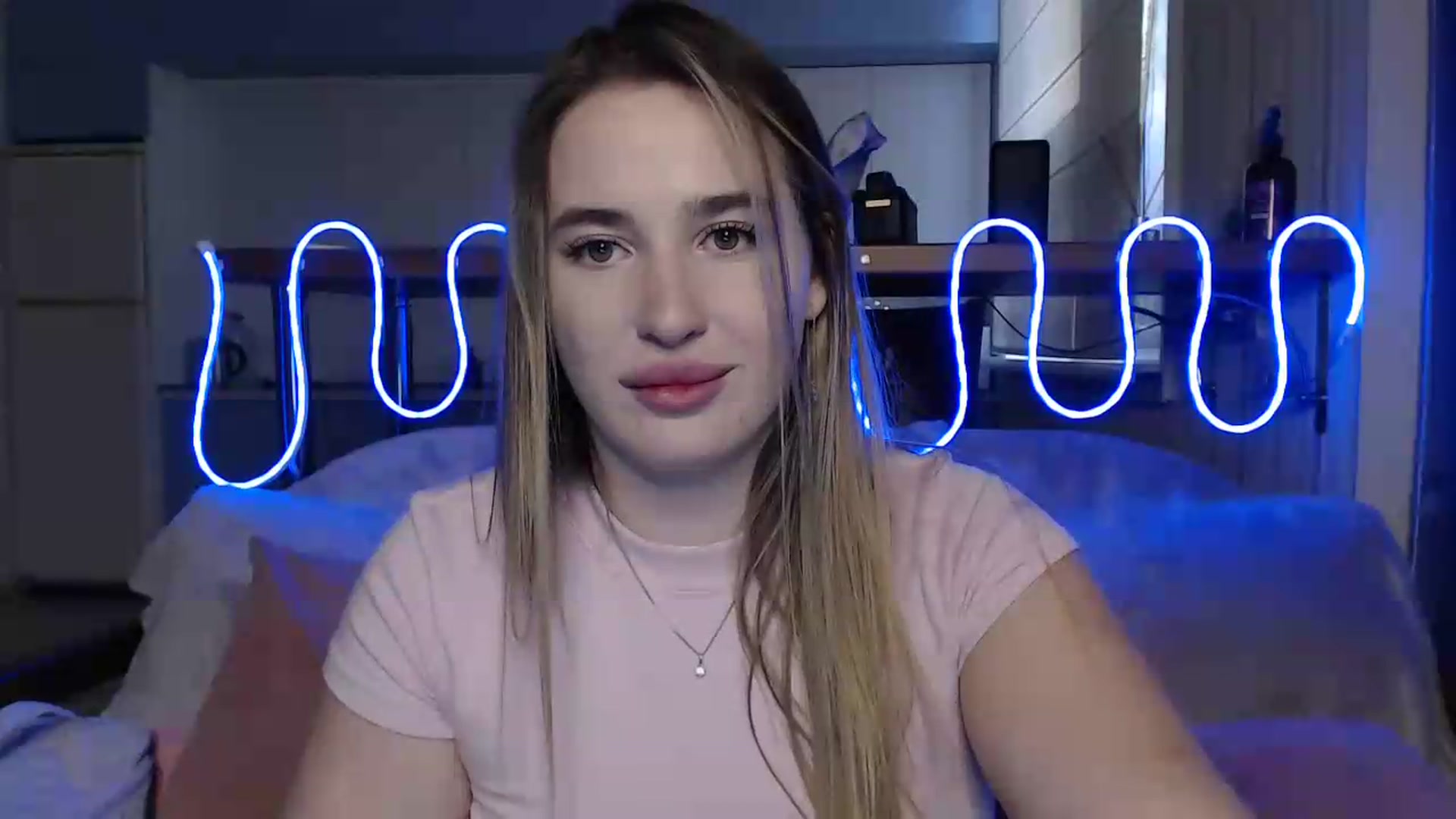 Gallery image thumbnail from Alaya_Wink's myfreecams stream on, 09/18/2026, 15:31 image 9 of 20