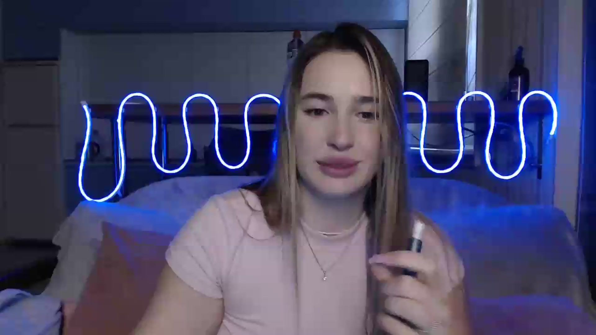 Gallery image thumbnail from Alaya_Wink's myfreecams stream on, 09/18/2026, 15:31 image 6 of 20