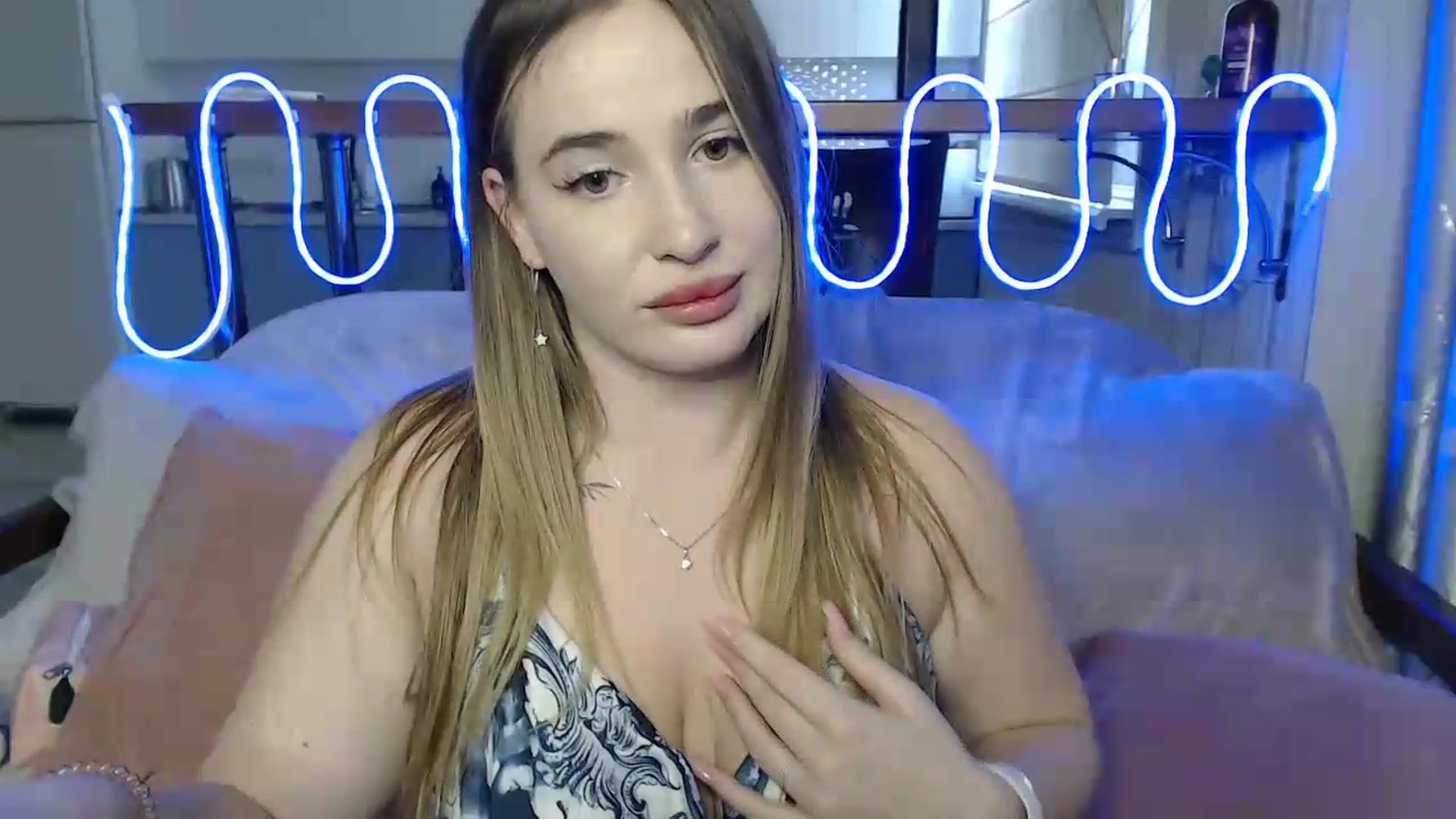 Gallery image thumbnail from Alaya_Wink's myfreecams stream on, 09/19/2026, 11:52 image 9 of 20