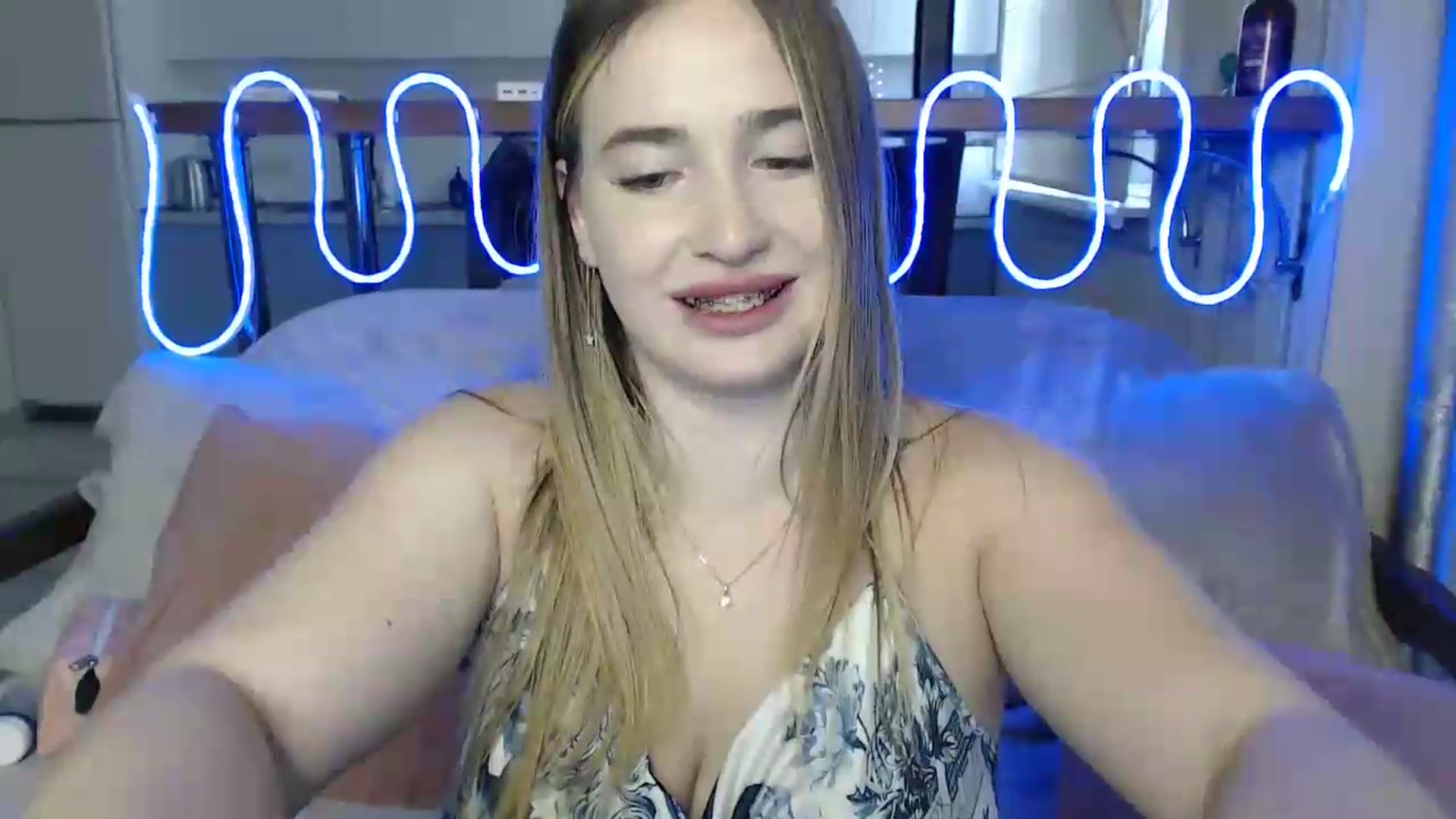 Gallery image thumbnail from Alaya_Wink's myfreecams stream on, 09/19/2026, 11:52 image 19 of 20