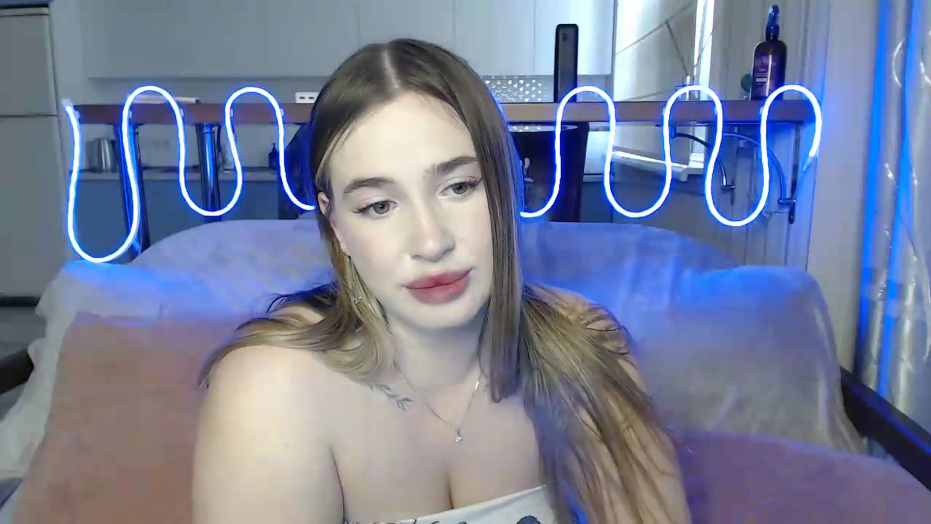 Gallery image thumbnail from Alaya_Wink's myfreecams stream on, 09/19/2026, 13:18 image 2 of 20