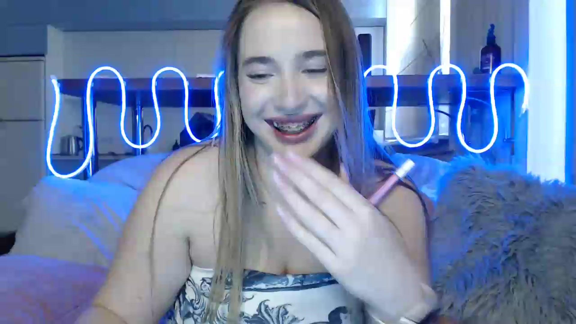 Gallery image thumbnail from Alaya_Wink's myfreecams stream on, 09/19/2026, 15:11 image 17 of 20