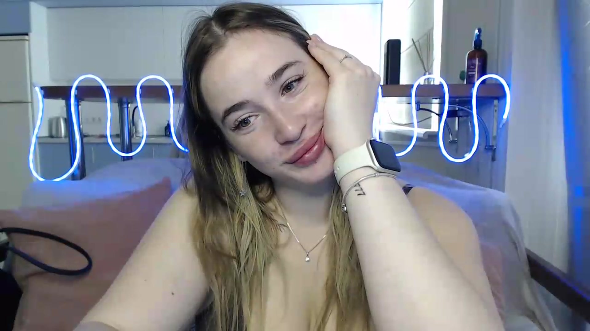 Gallery image thumbnail from Alaya_Wink's myfreecams stream on, 09/22/2026, 09:10 image 5 of 20