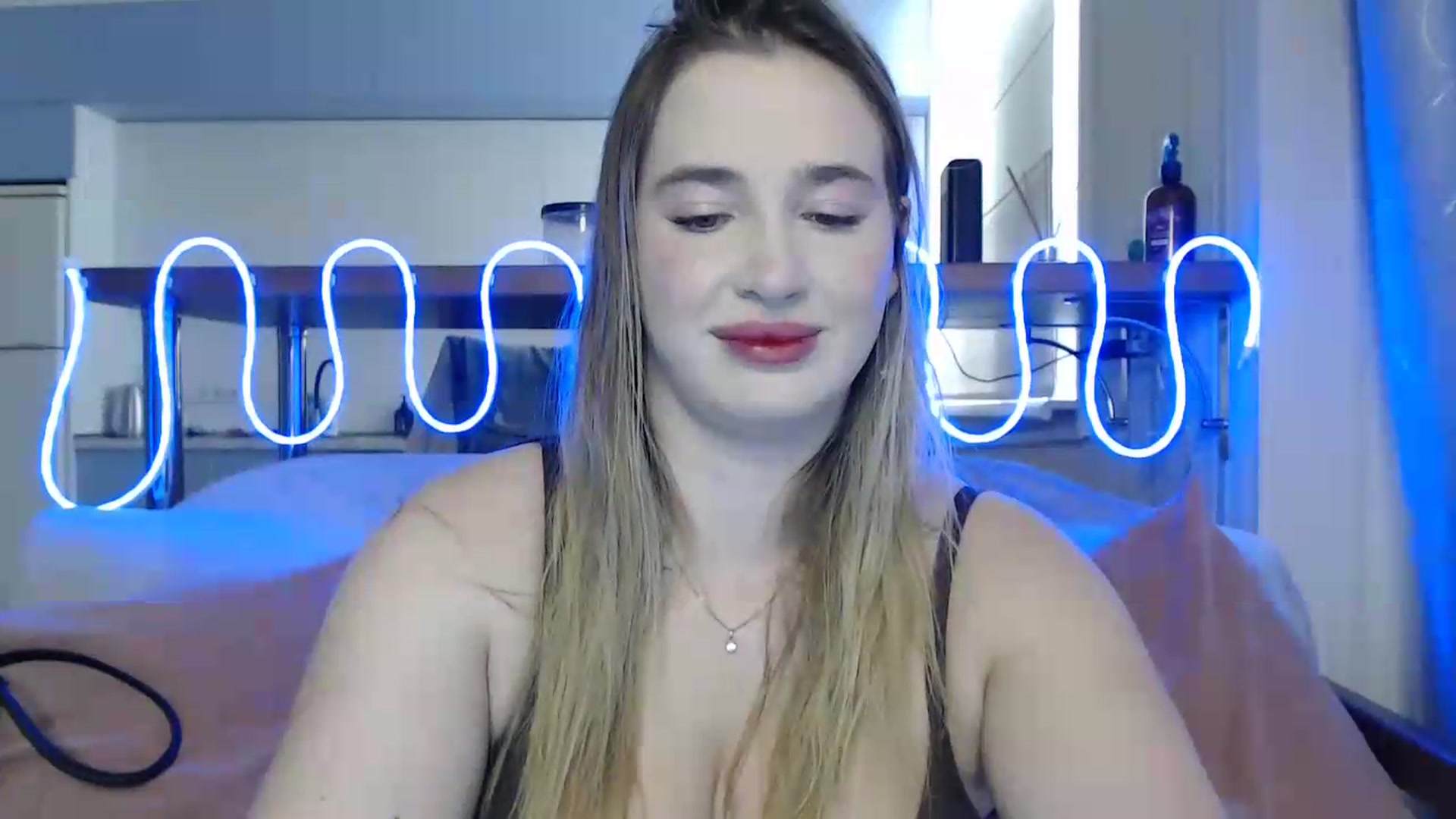 Gallery image thumbnail from Alaya_Wink's myfreecams stream on, 09/22/2026, 11:21 image 17 of 20