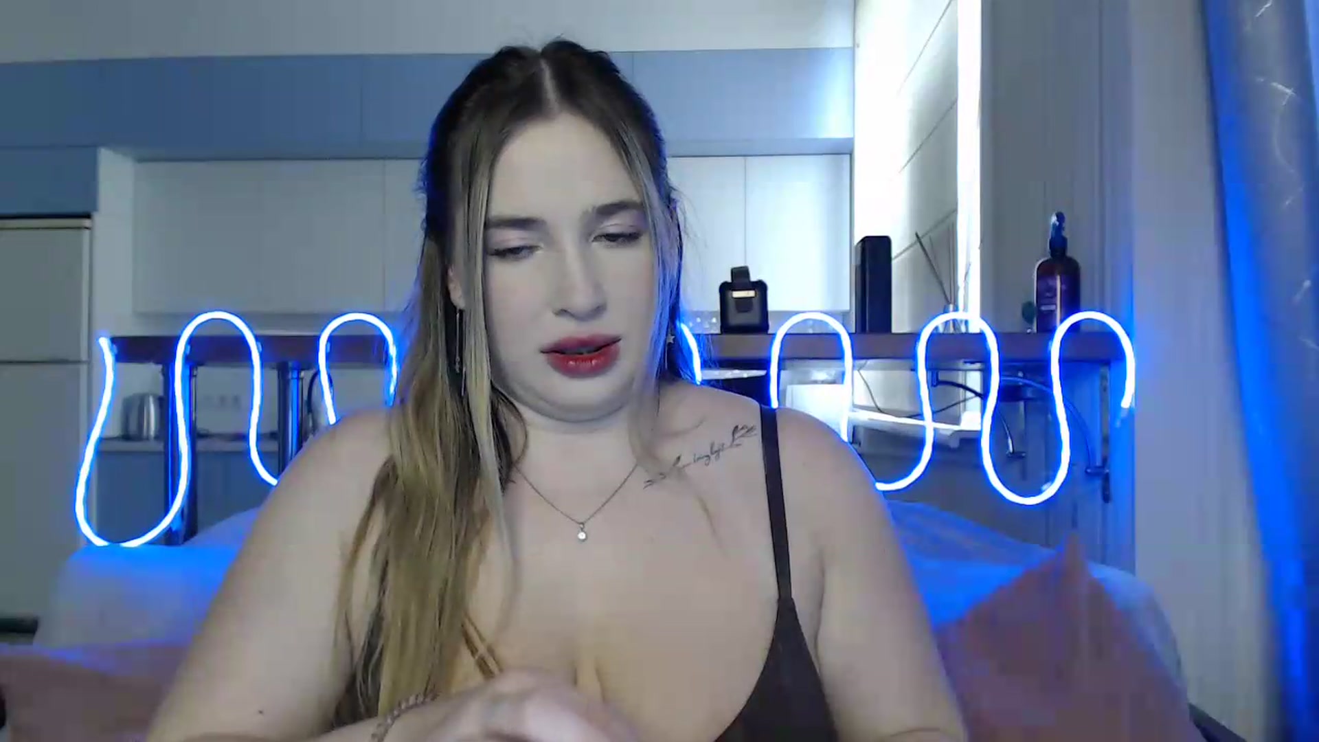 Gallery image thumbnail from Alaya_Wink's myfreecams stream on, 09/22/2026, 12:04 image 13 of 20