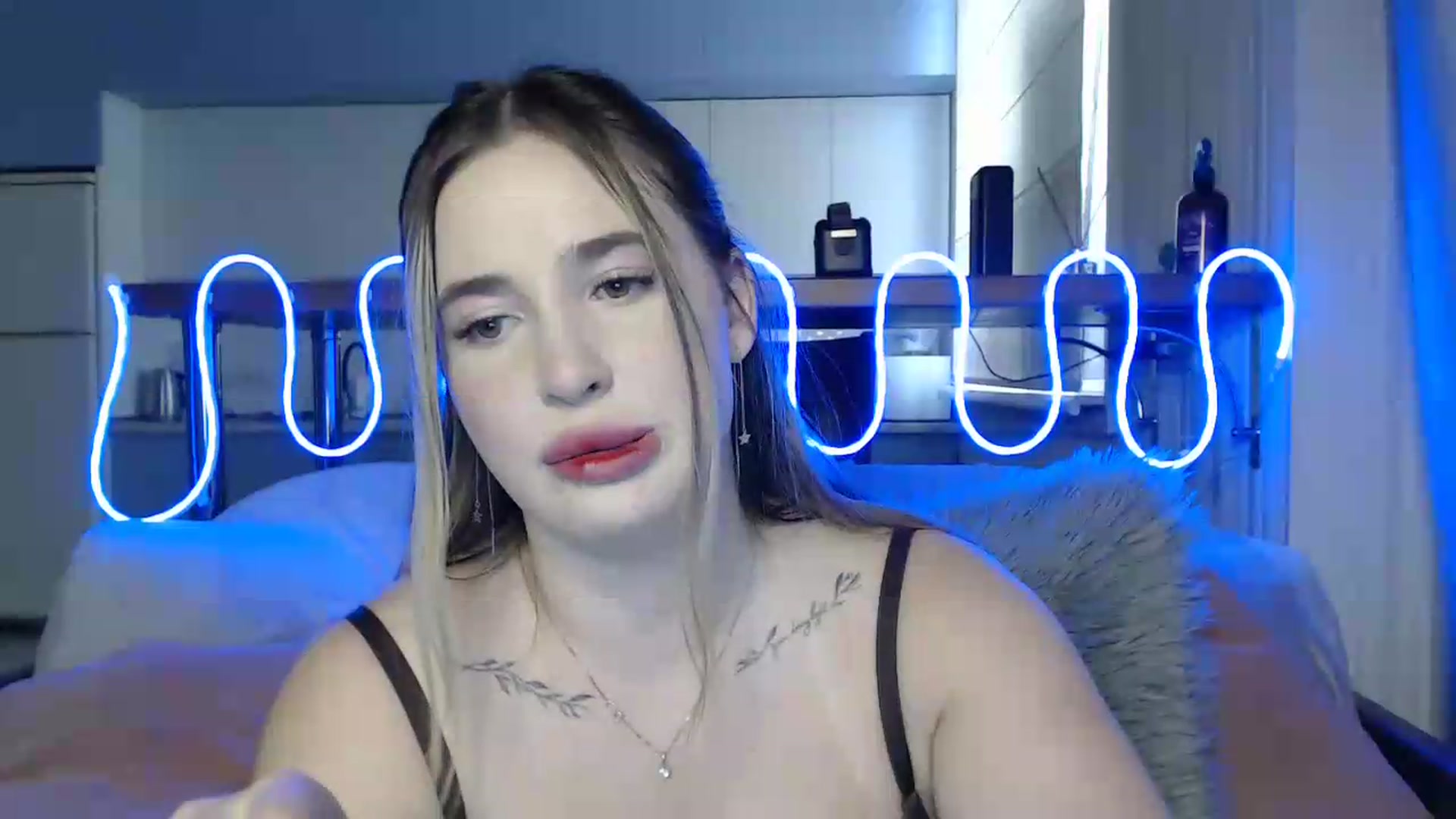 Gallery image thumbnail from Alaya_Wink's myfreecams stream on, 09/22/2026, 13:42 image 11 of 20