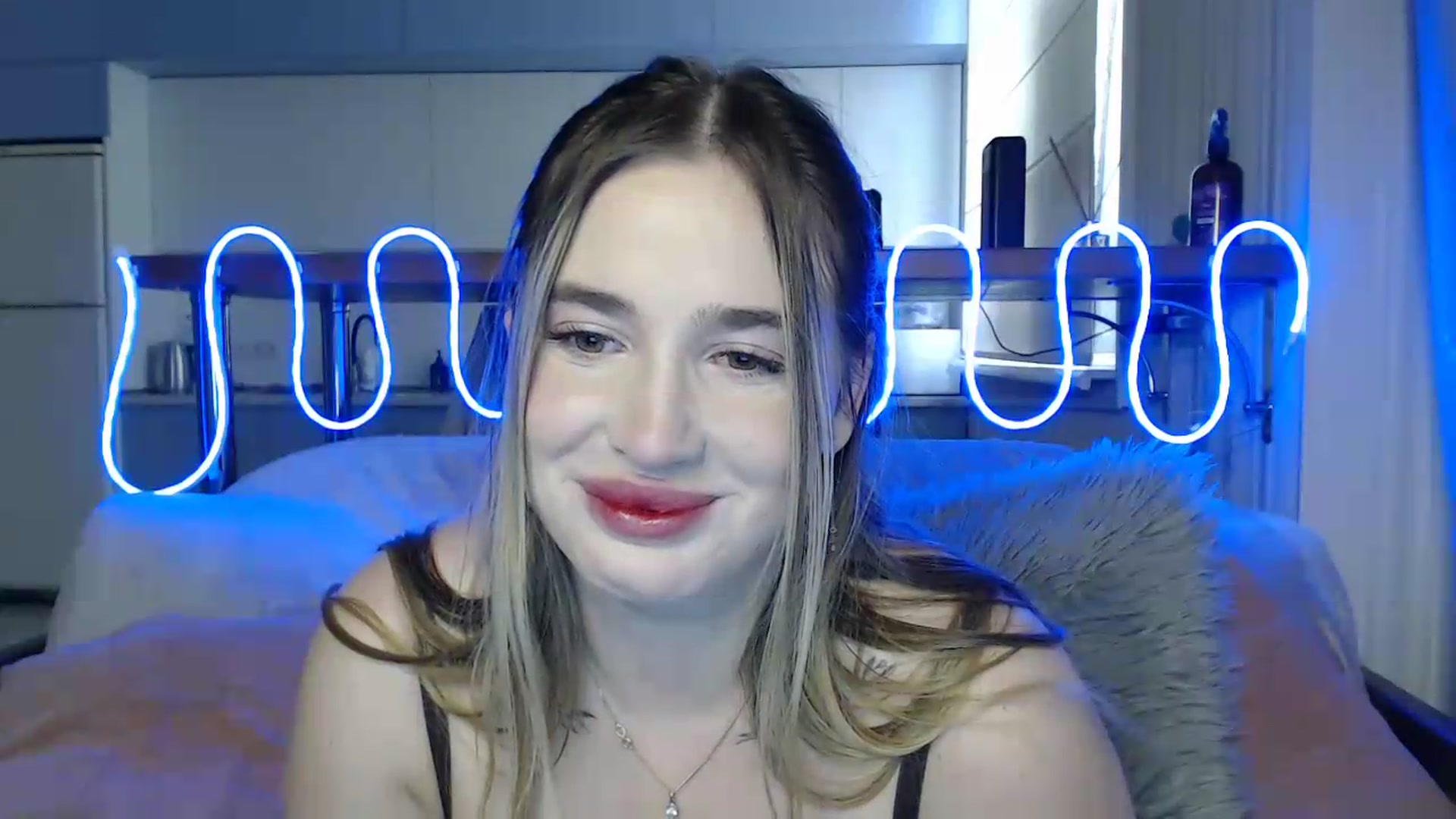 Gallery image thumbnail from Alaya_Wink's myfreecams stream on, 09/22/2026, 13:42 image 13 of 20