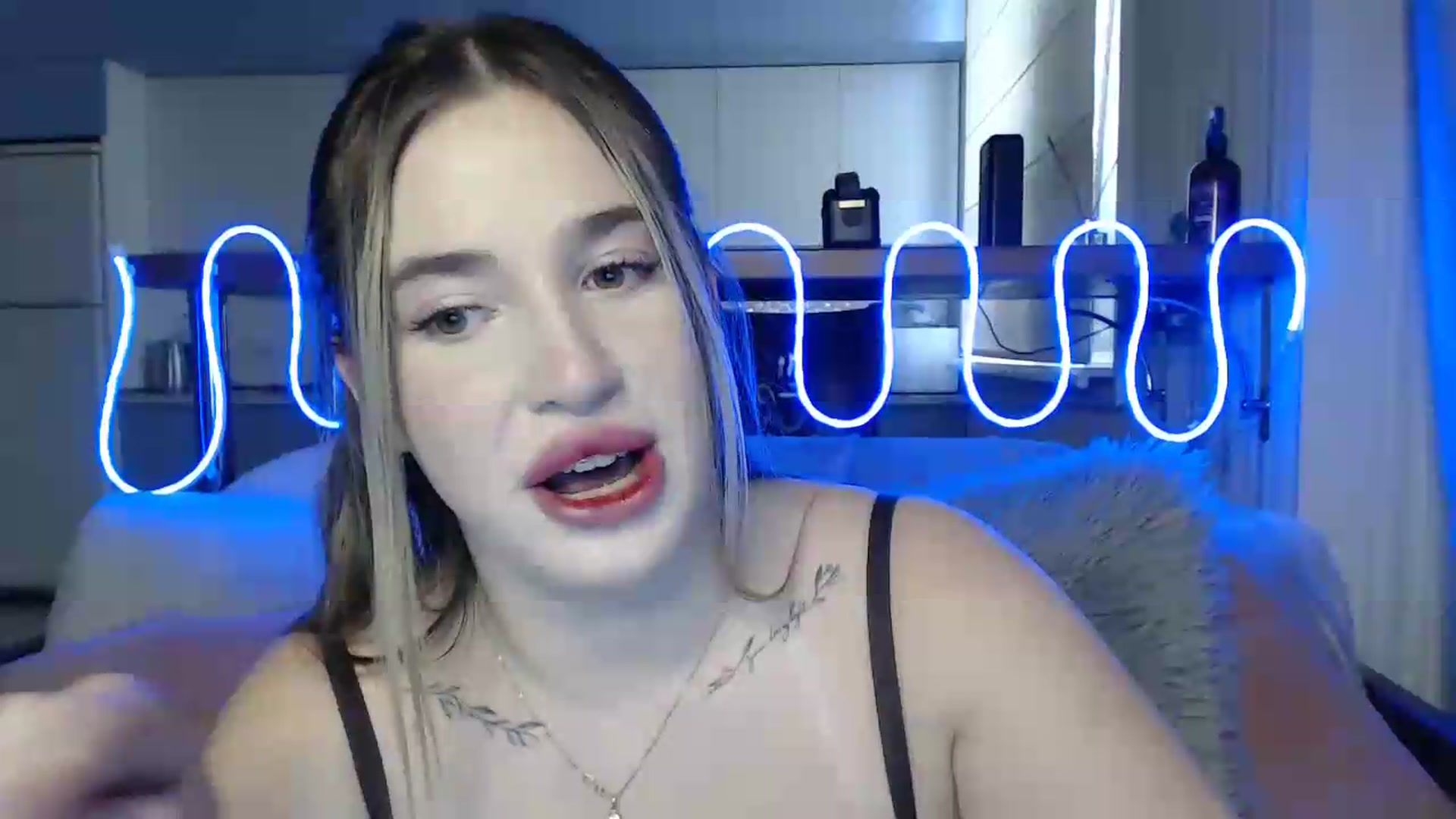 Gallery image thumbnail from Alaya_Wink's myfreecams stream on, 09/22/2026, 13:42 image 17 of 20
