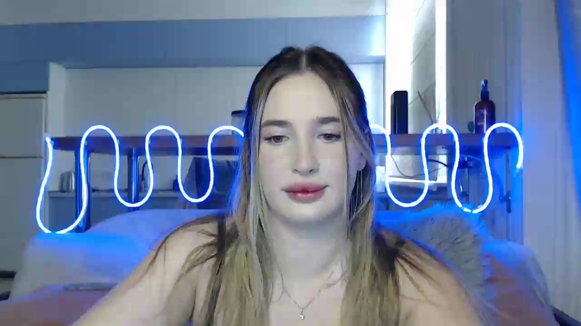 Gallery image thumbnail from Alaya_Wink's myfreecams stream on, 09/22/2026, 13:42 image 1 of 20