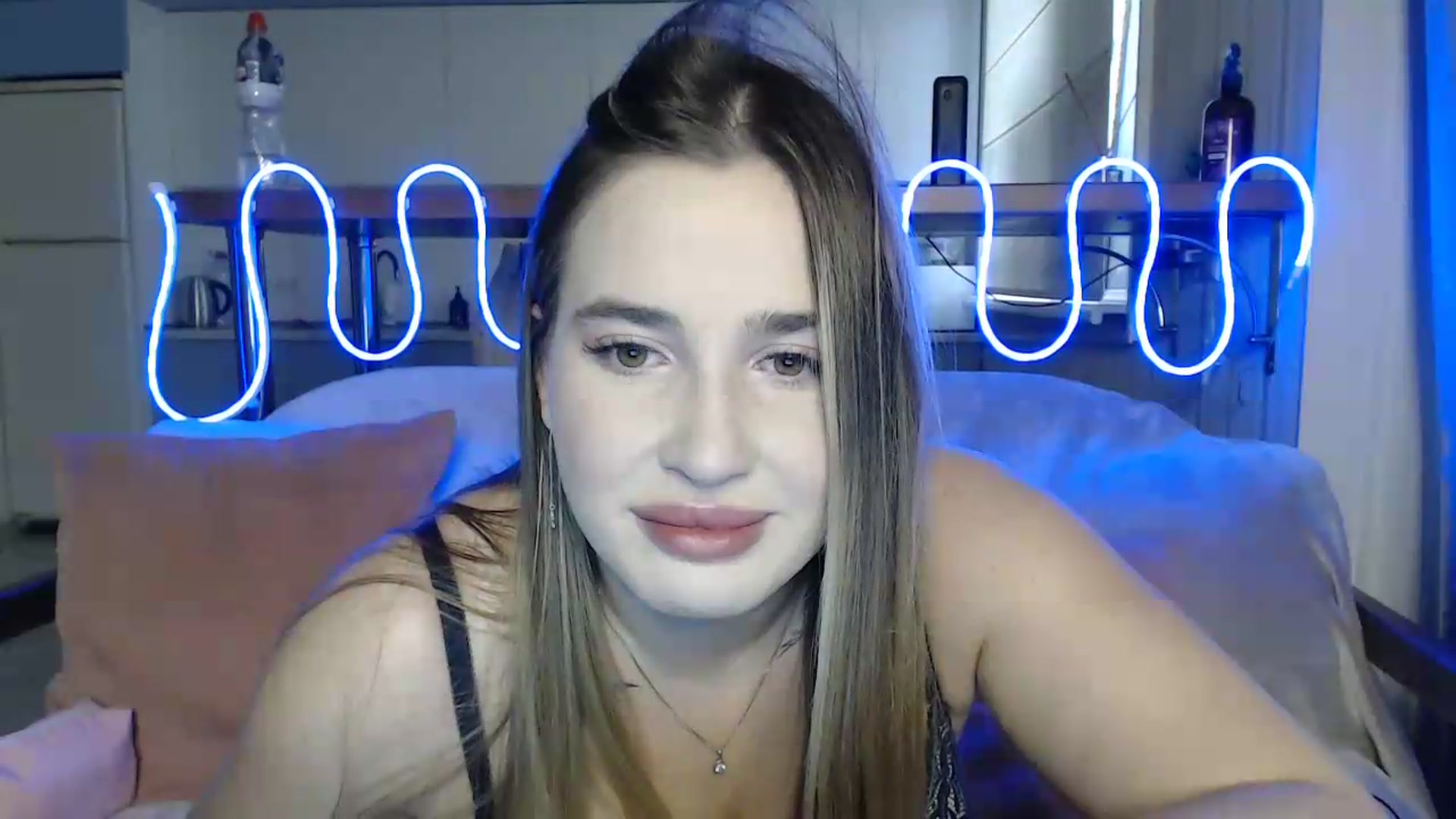 Gallery image thumbnail from Alaya_Wink's myfreecams stream on, 09/23/2026, 11:55 image 15 of 20