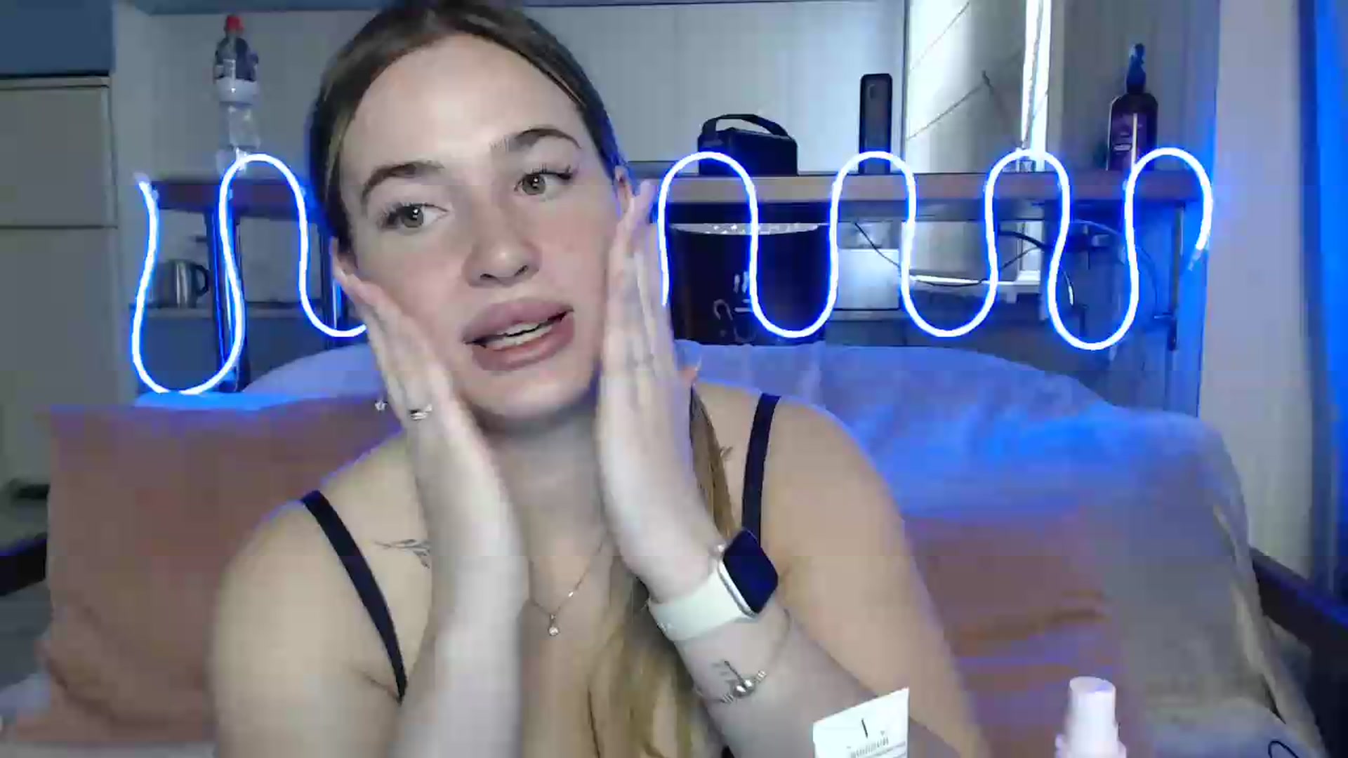 Gallery image thumbnail from Alaya_Wink's myfreecams stream on, 09/23/2026, 11:55 image 4 of 20