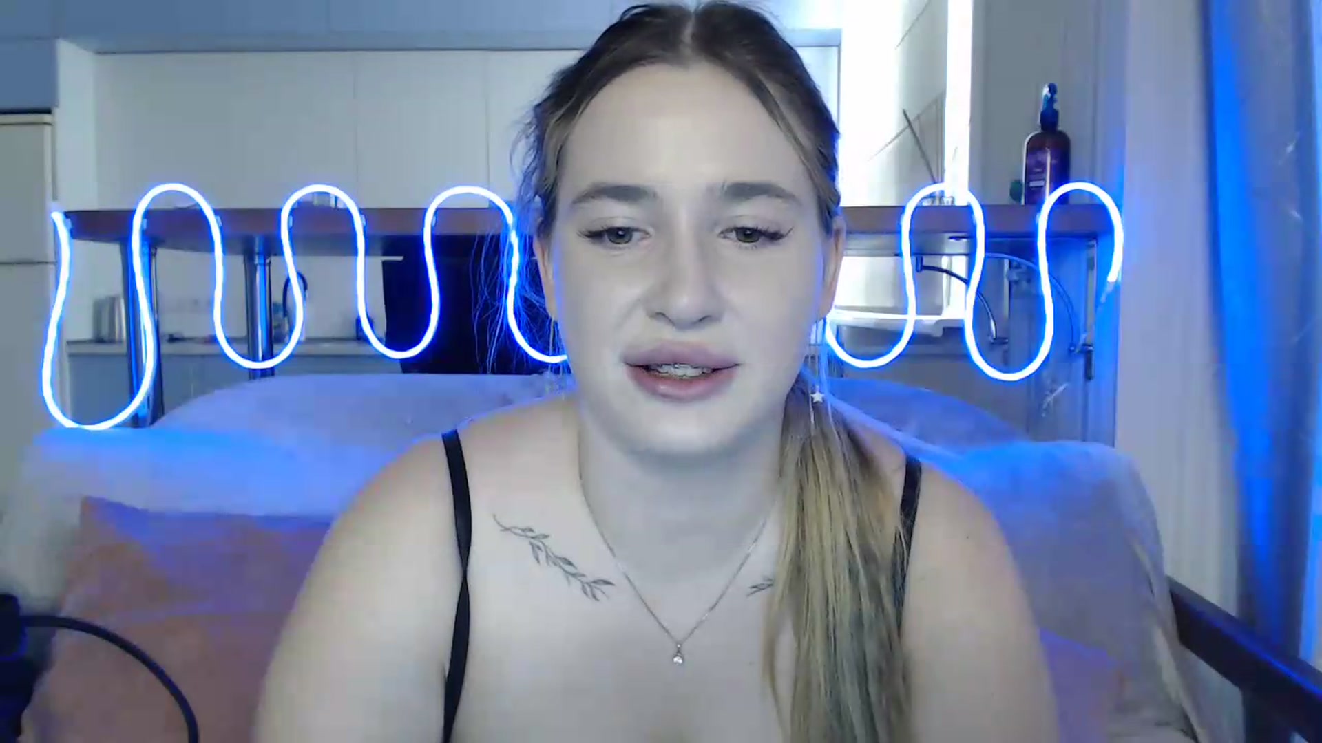 Gallery image thumbnail from Alaya_Wink's myfreecams stream on, 09/24/2026, 11:02 image 14 of 20