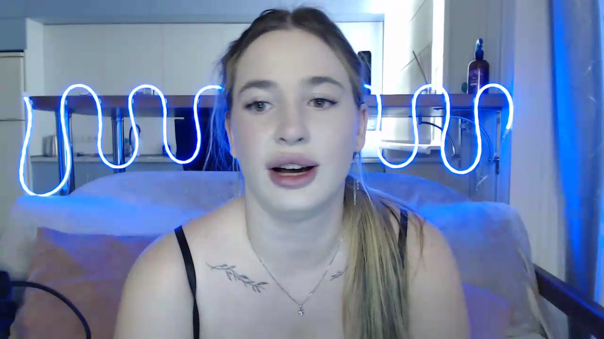Gallery image thumbnail from Alaya_Wink's myfreecams stream on, 09/24/2026, 11:02 image 16 of 20
