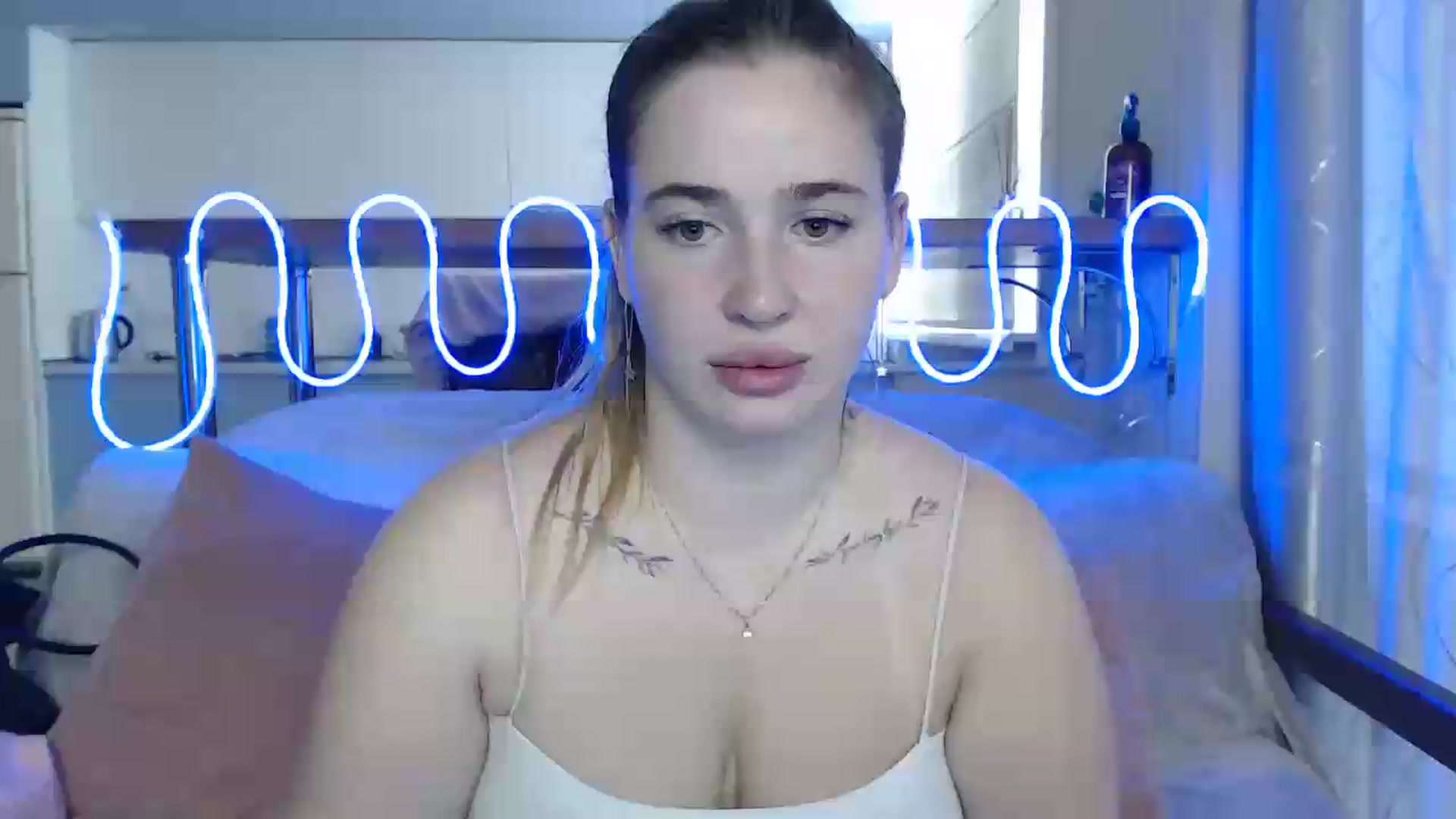 Gallery image thumbnail from Alaya_Wink's myfreecams stream on, 09/25/2026, 09:17 image 9 of 20