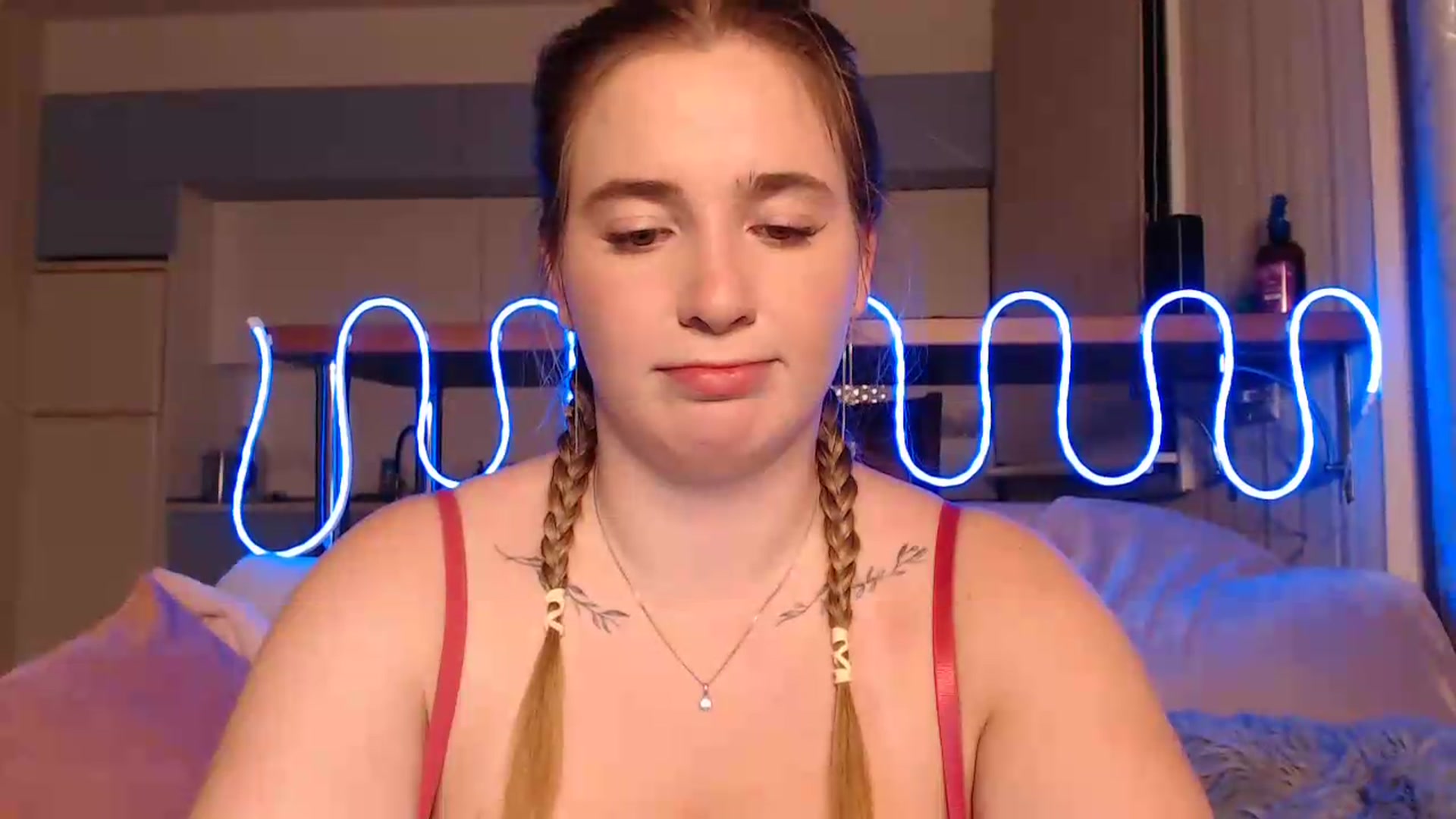 Gallery image thumbnail from Alaya_Wink's myfreecams stream on, 09/25/2026, 17:00 image 6 of 20