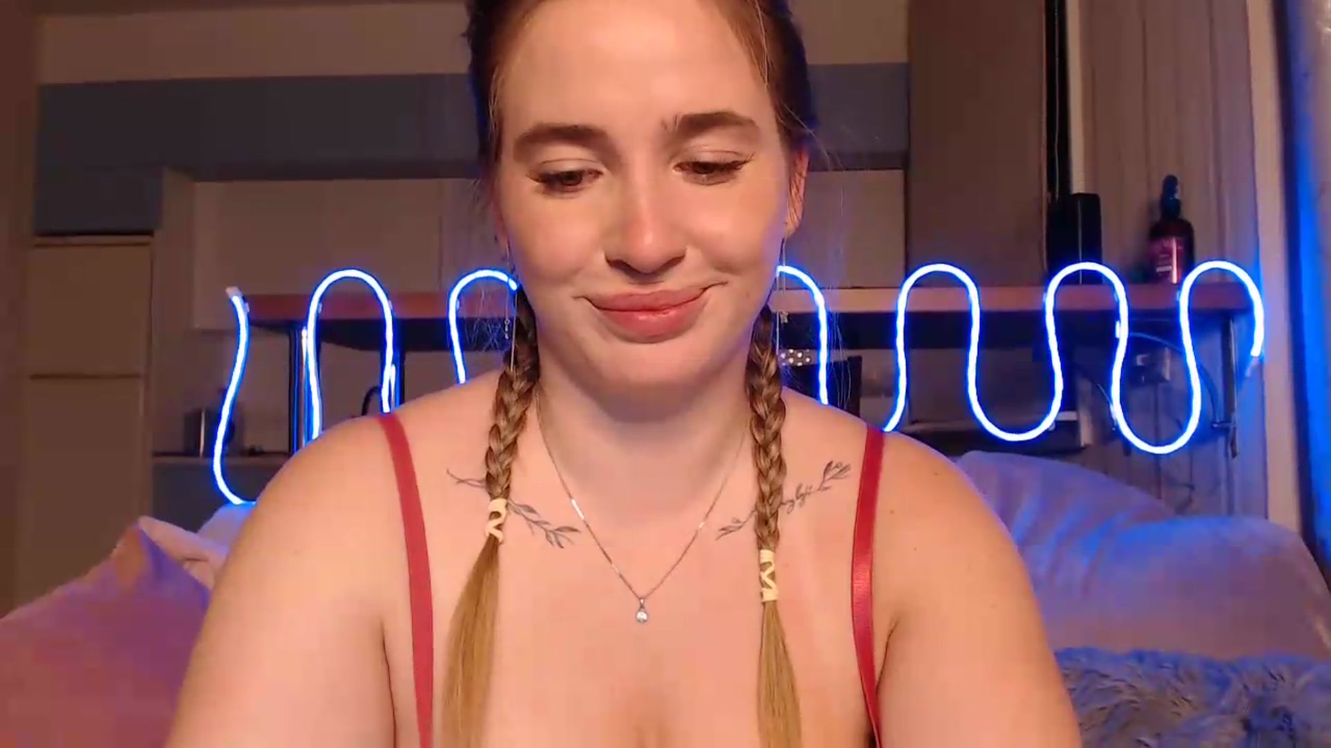 Gallery image thumbnail from Alaya_Wink's myfreecams stream on, 09/25/2026, 17:00 image 19 of 20