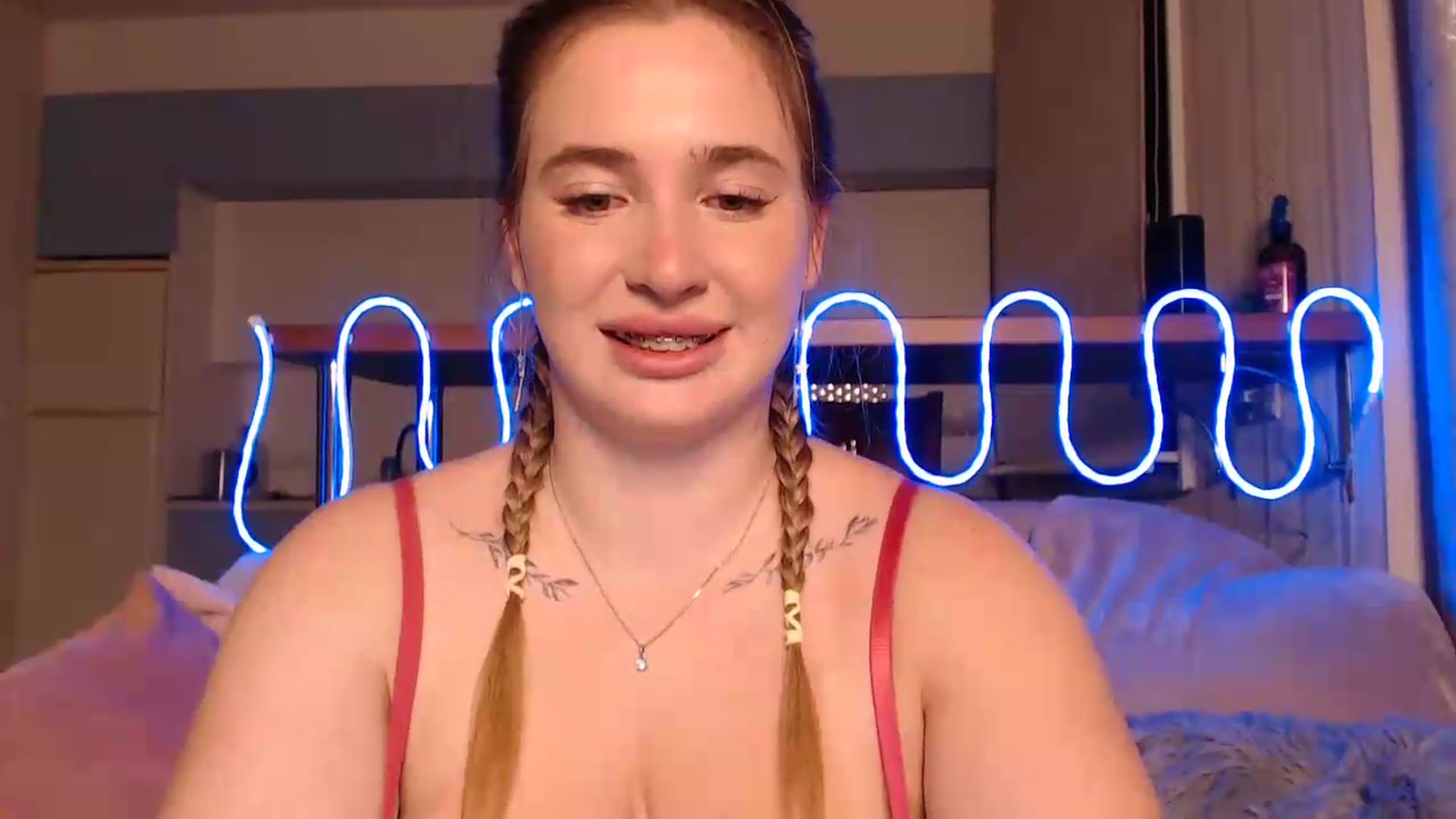 Gallery image thumbnail from Alaya_Wink's myfreecams stream on, 09/25/2026, 17:00 image 7 of 20